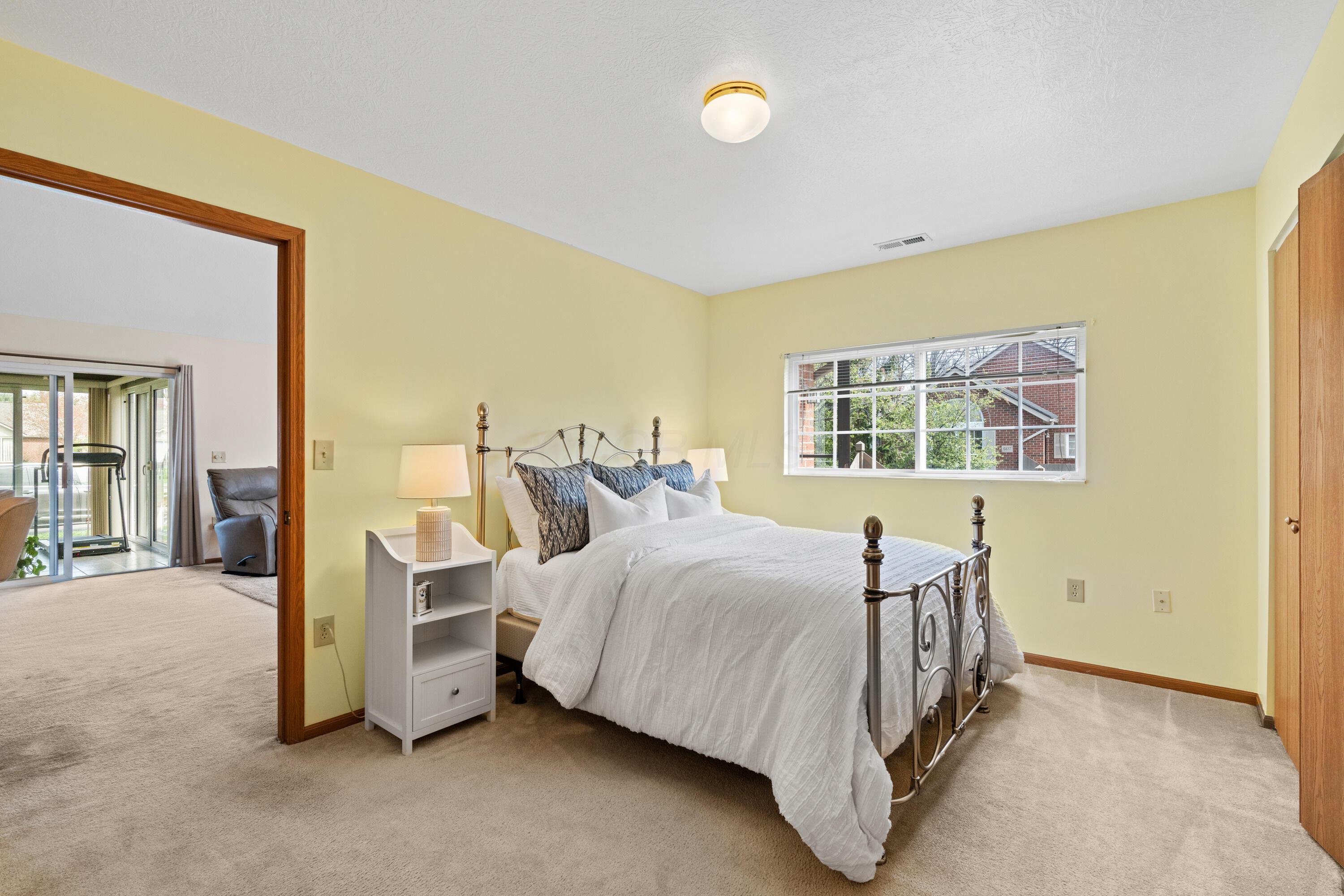 6831 Ridge Rock Drive