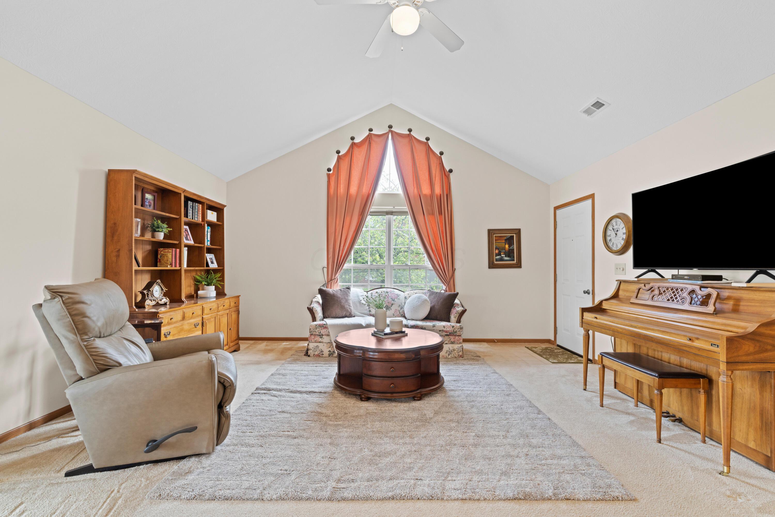 6831 Ridge Rock Drive