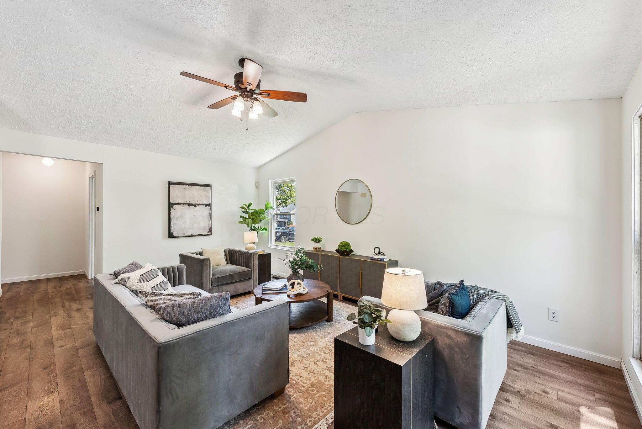 3186 Bowdoin Circle