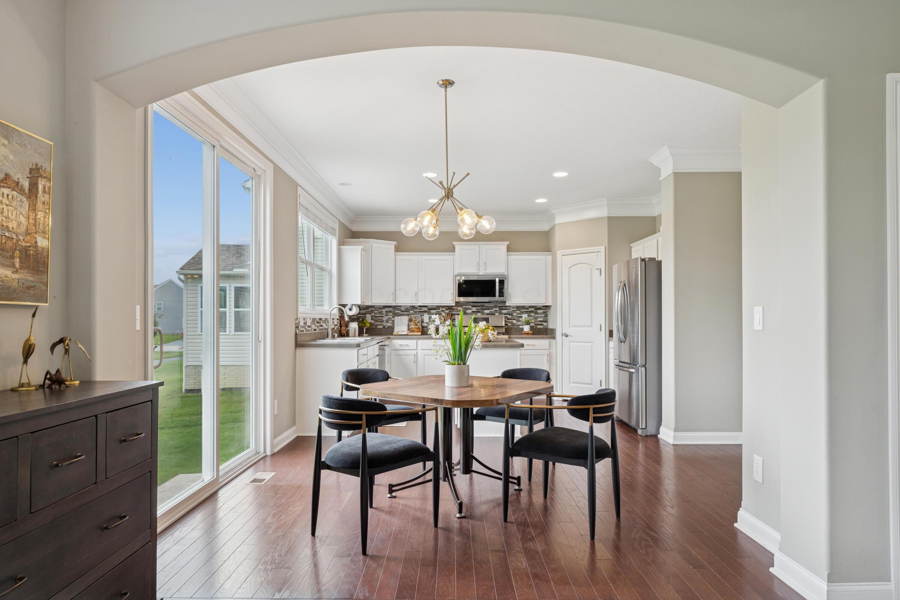 670 Sunbury Meadows Drive