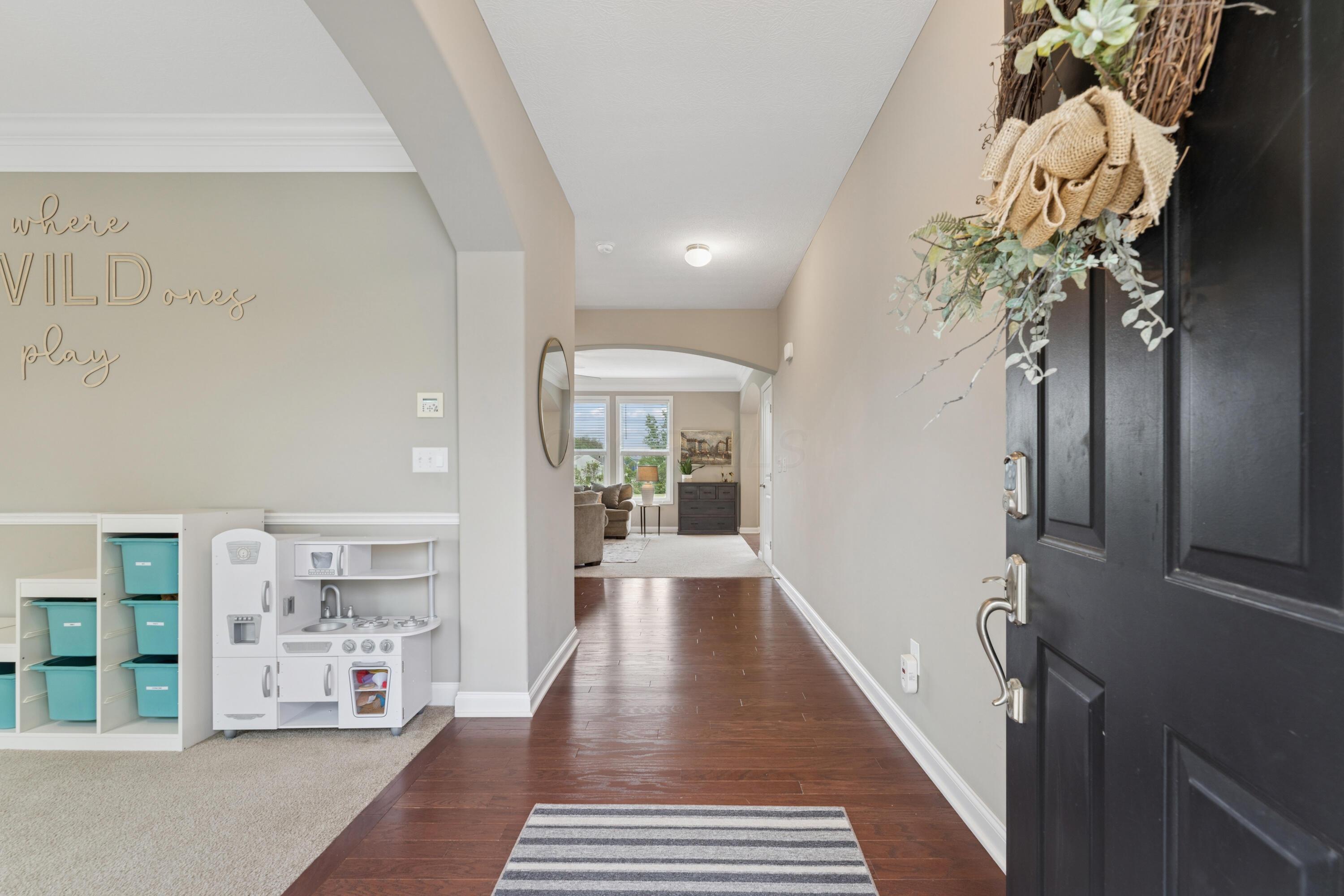 670 Sunbury Meadows Drive