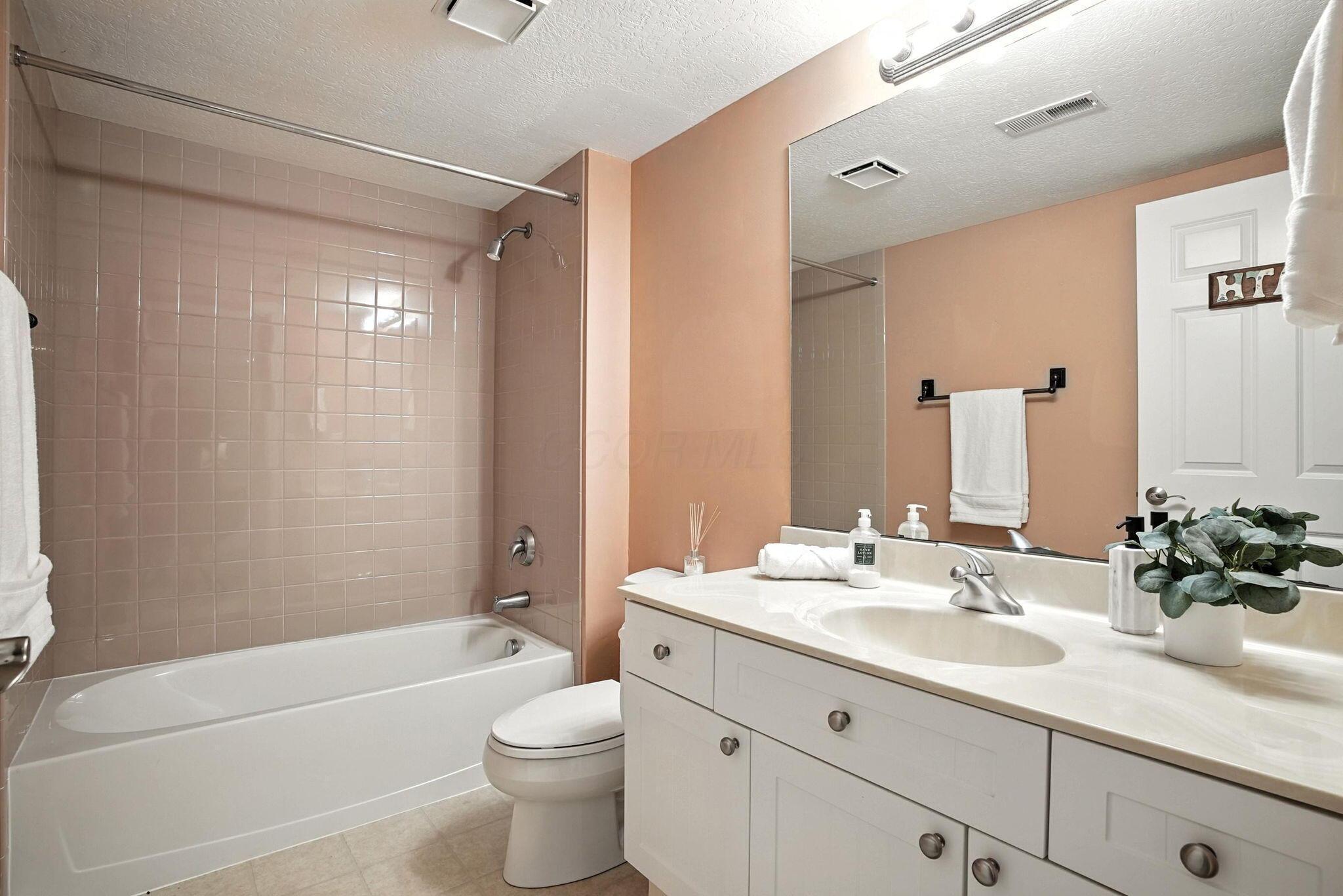 1223 Sanctuary Place