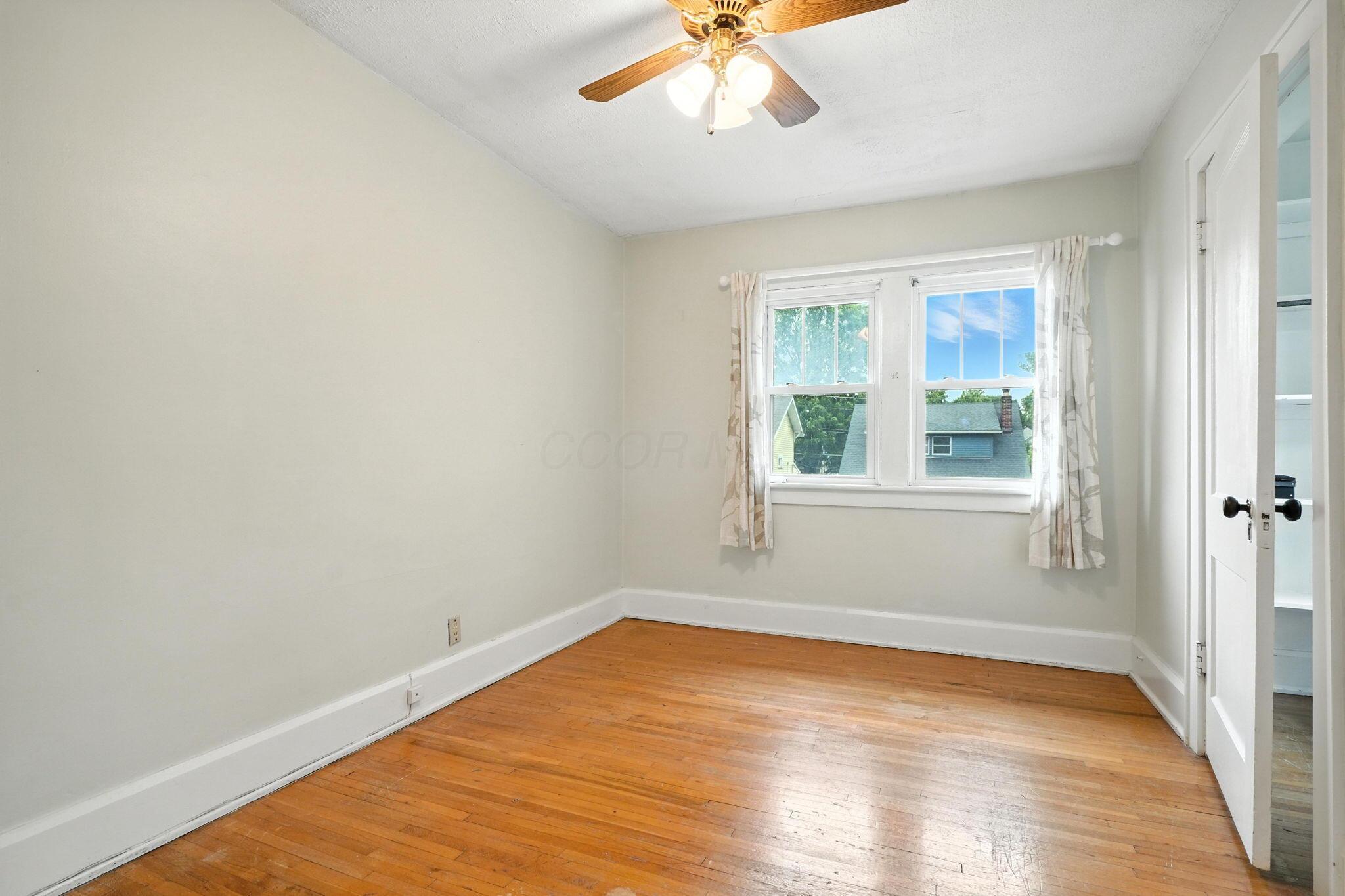 71 E Longview Avenue