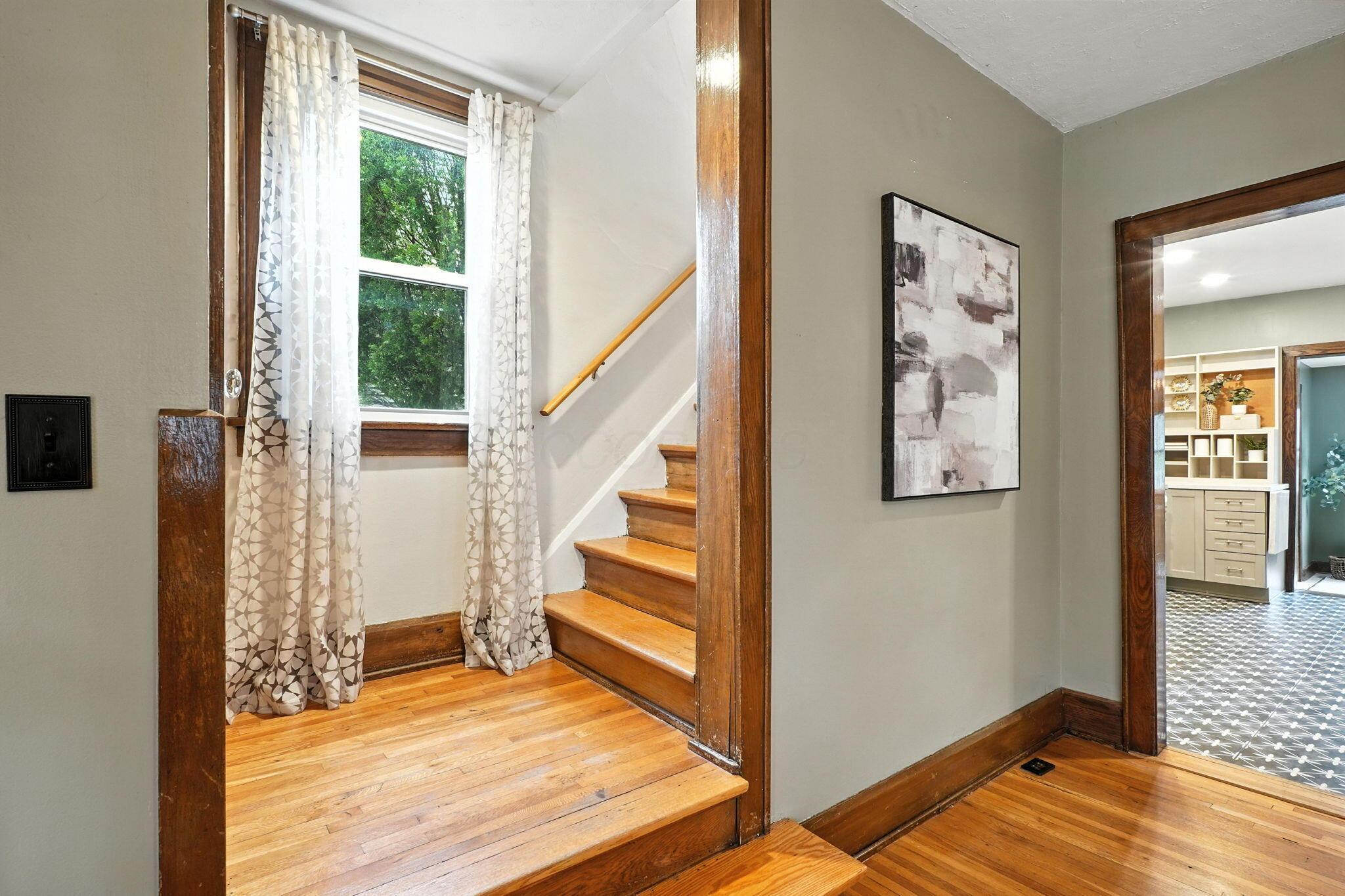 71 E Longview Avenue