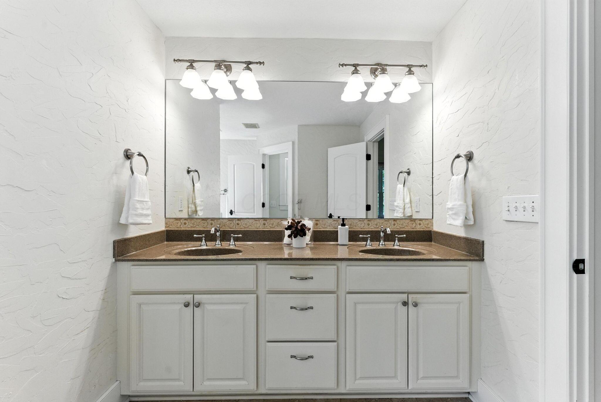 8174 Windy Hollow Road