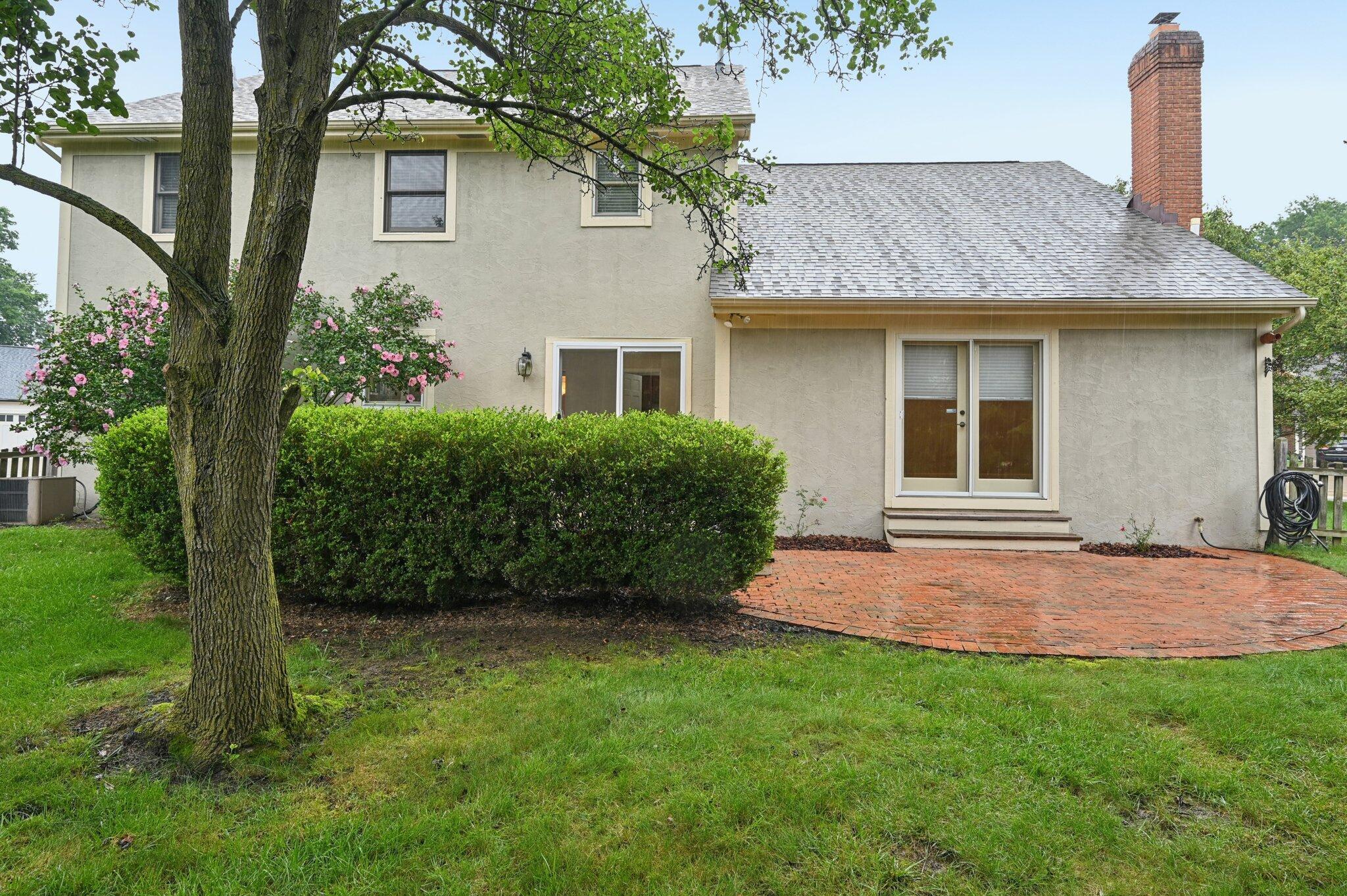 326 Olenview Circle W