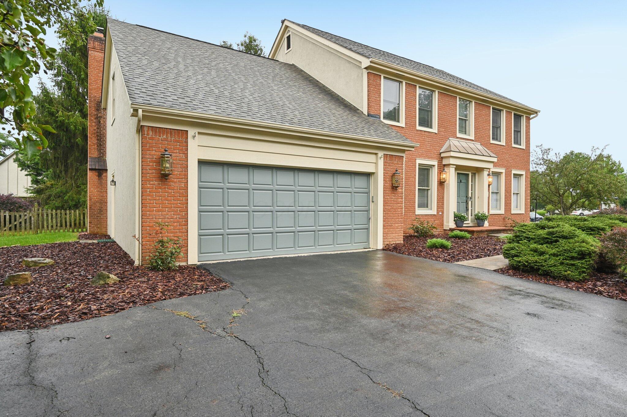 326 Olenview Circle W