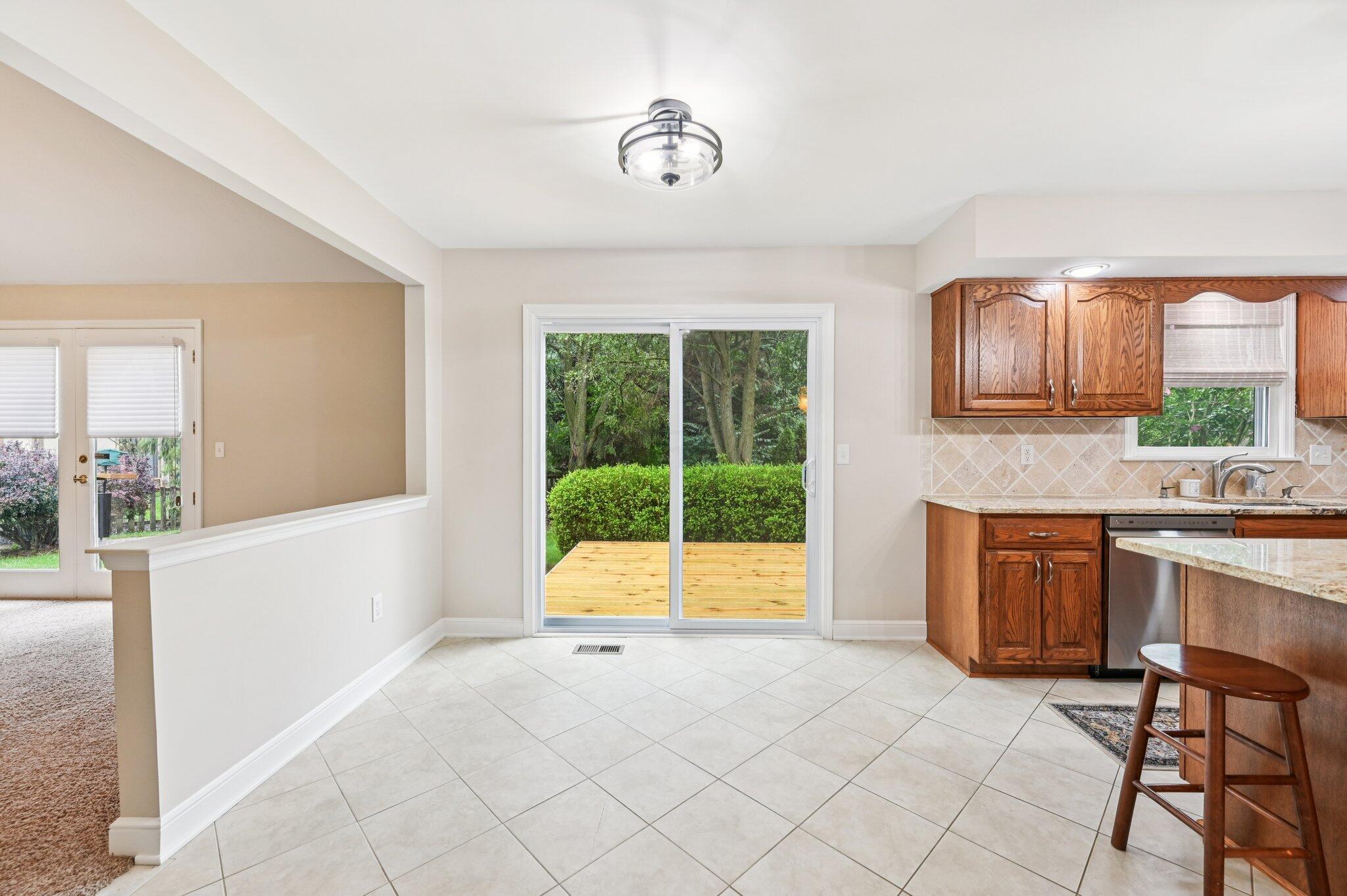 326 Olenview Circle W