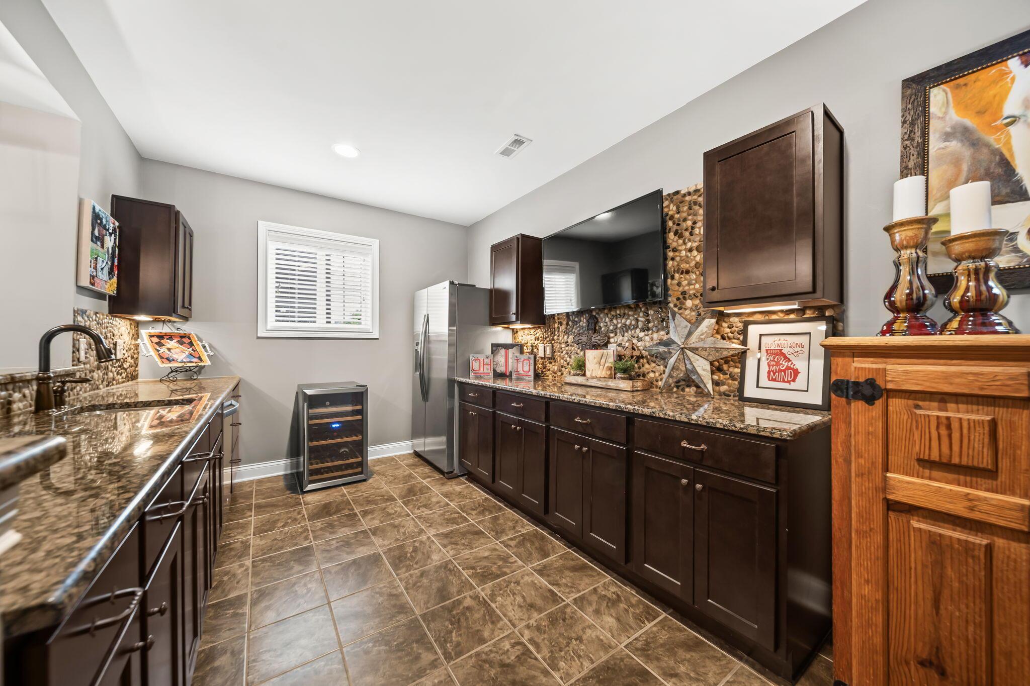 9707 Persimmon Place