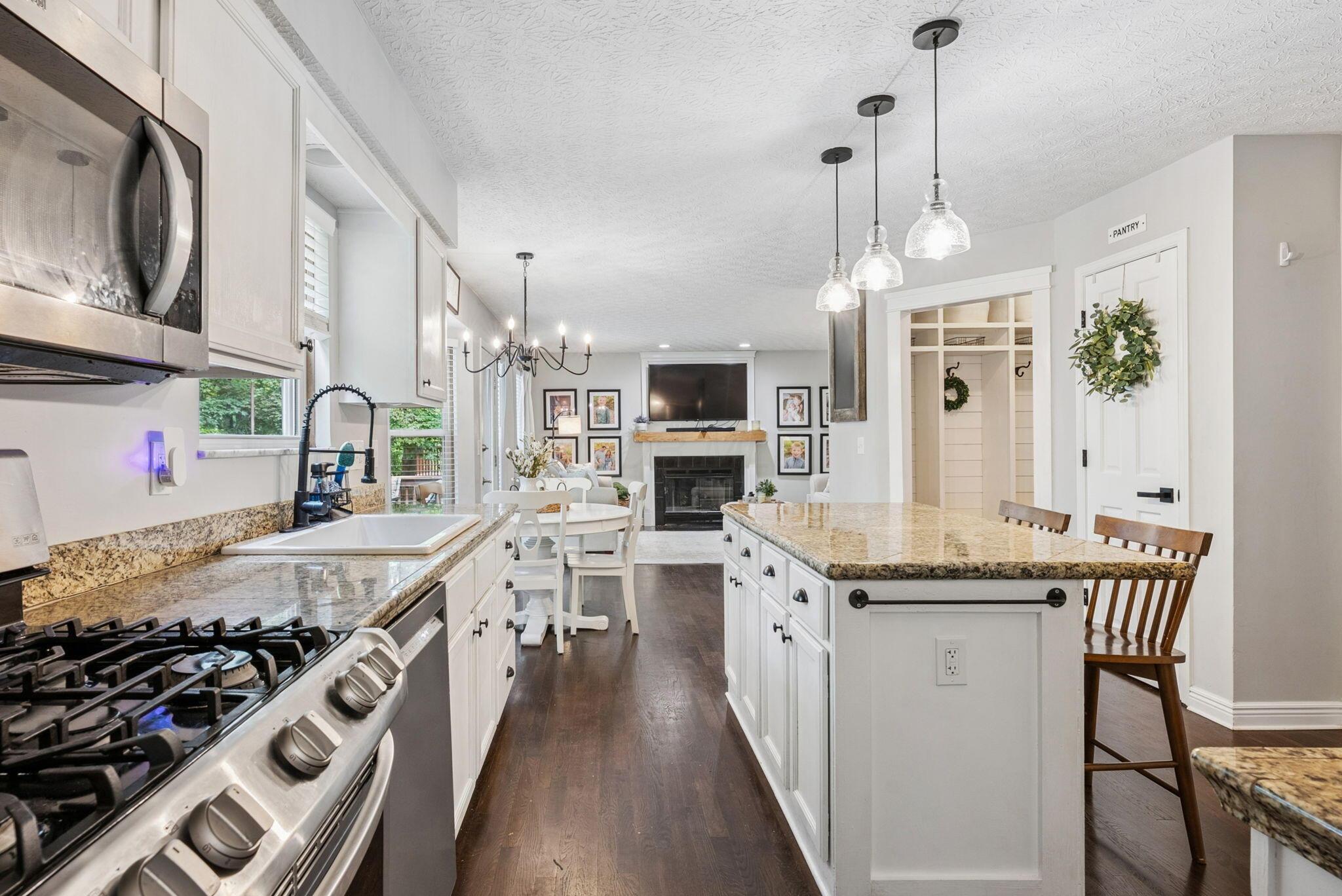 441 Barrington Ridge