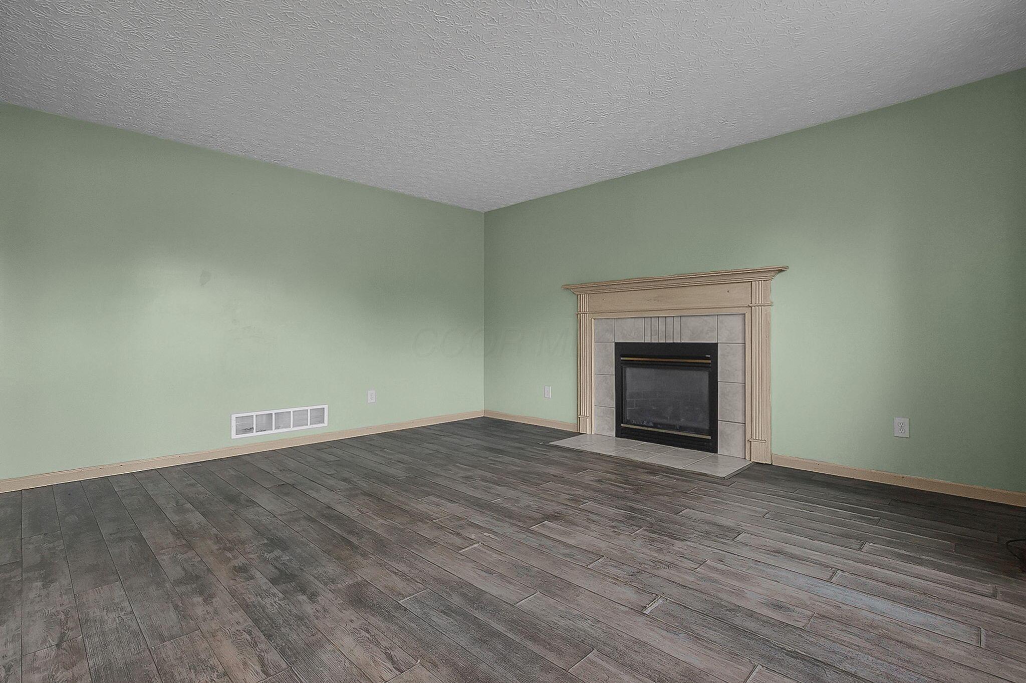 556 Harbinger Court