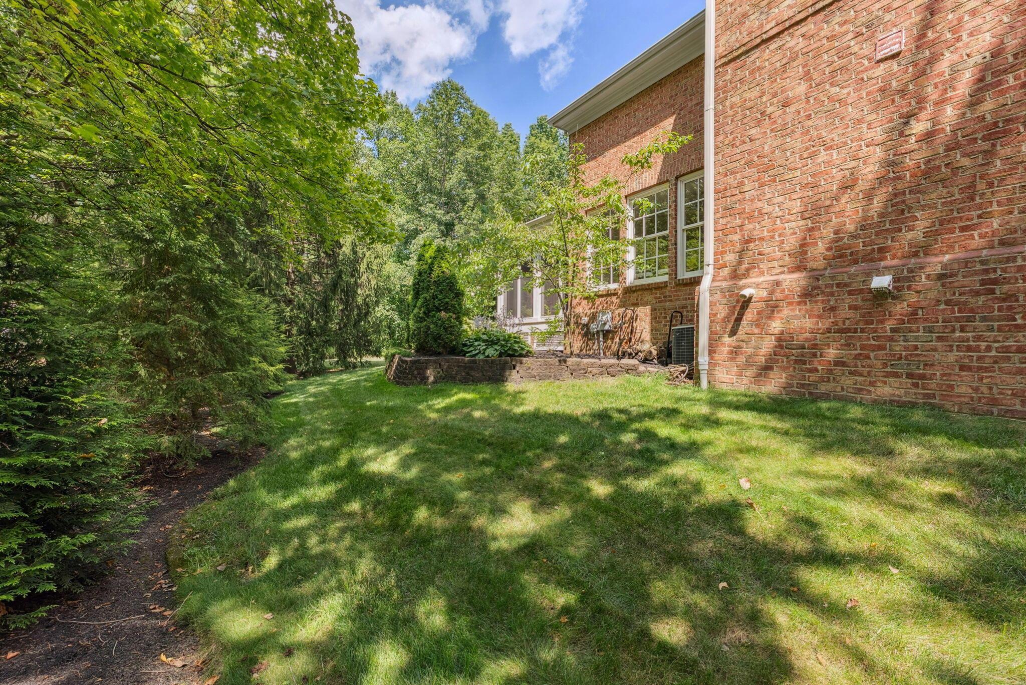 7288 Berkley Square N