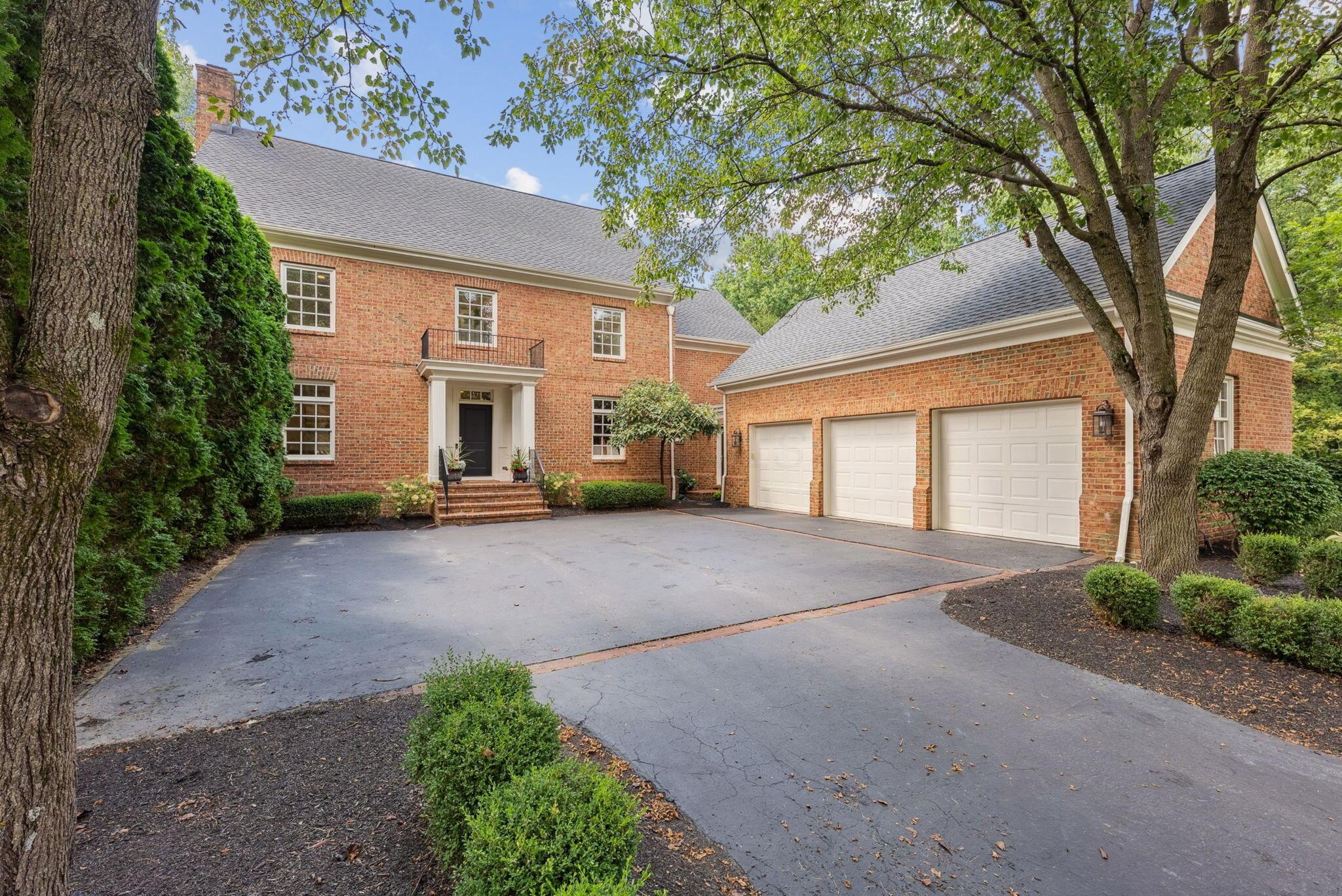 7288 Berkley Square N