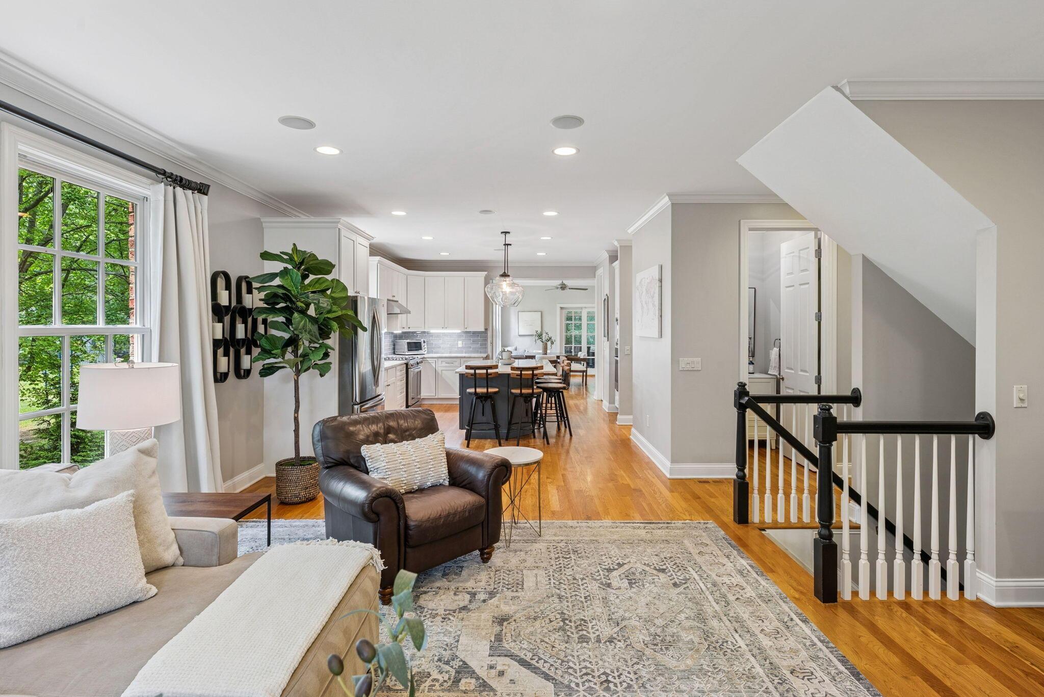 7288 Berkley Square N