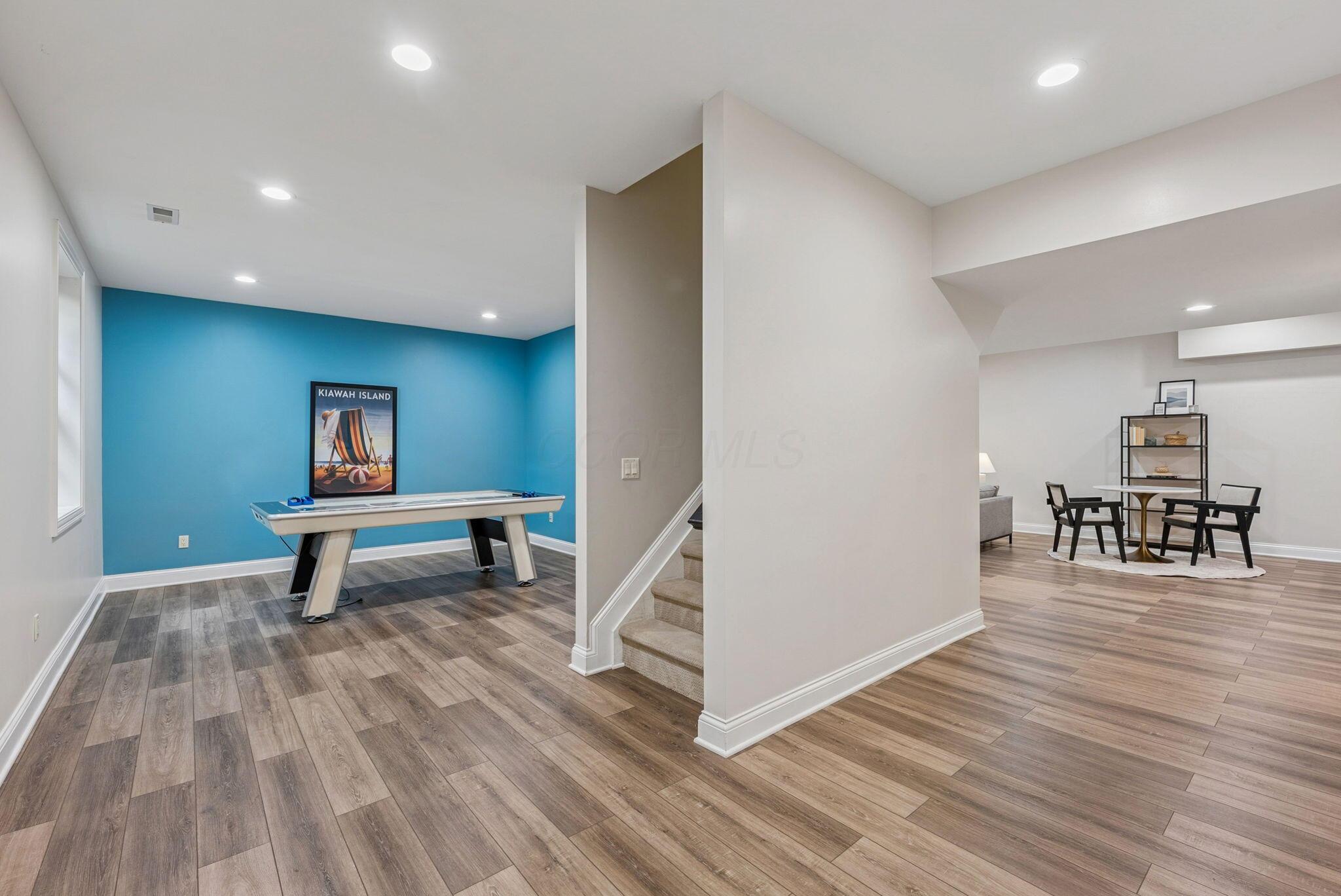 7288 Berkley Square N