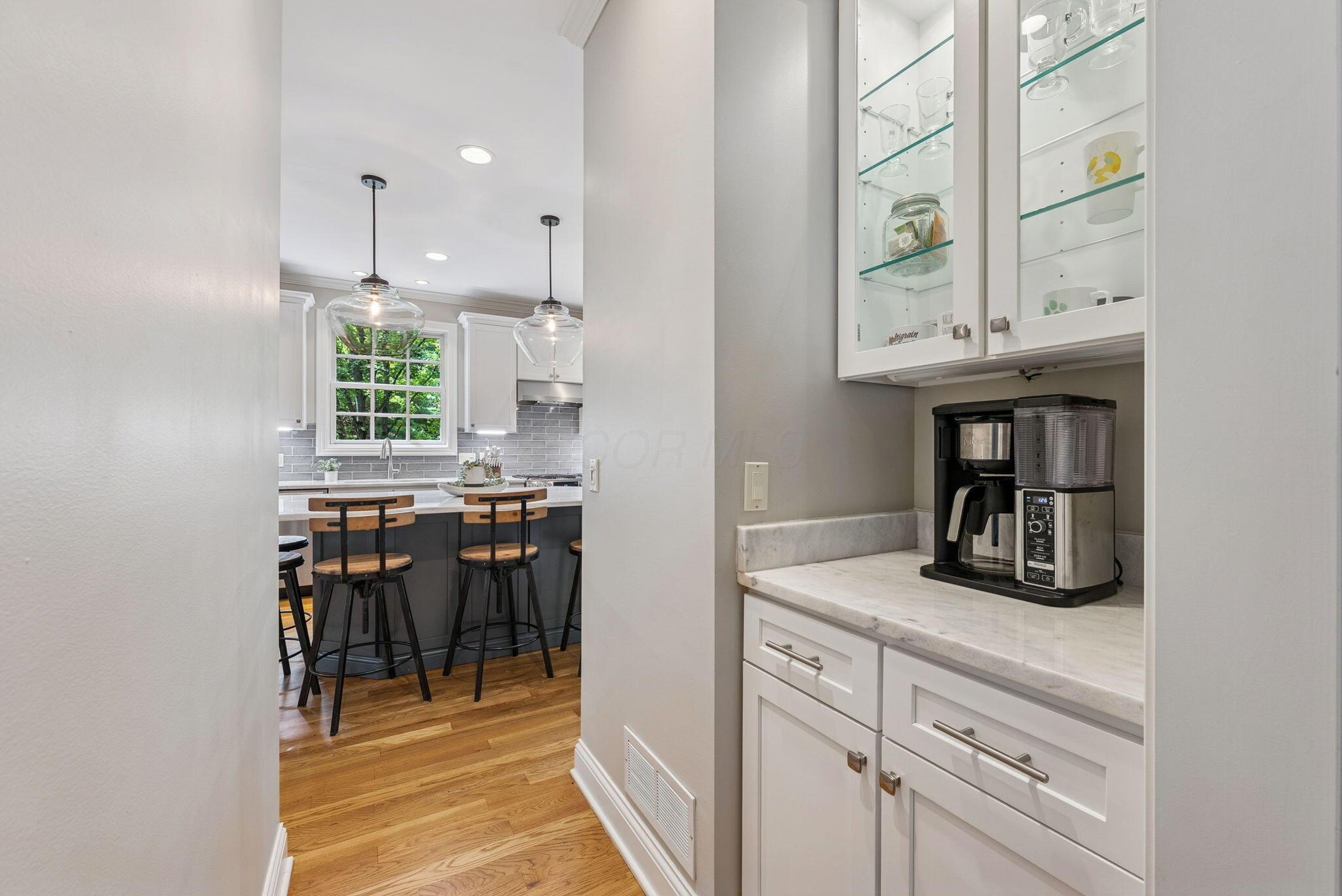 7288 Berkley Square N