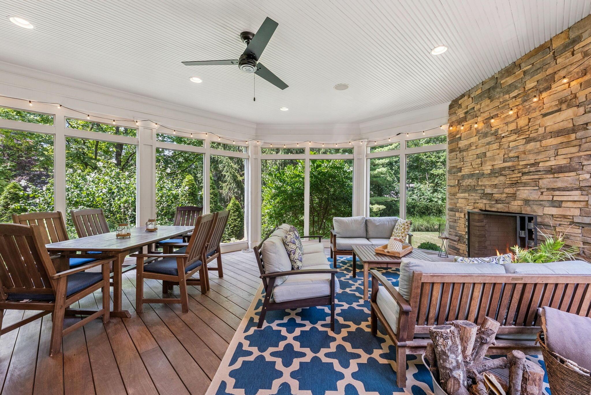 7288 Berkley Square N