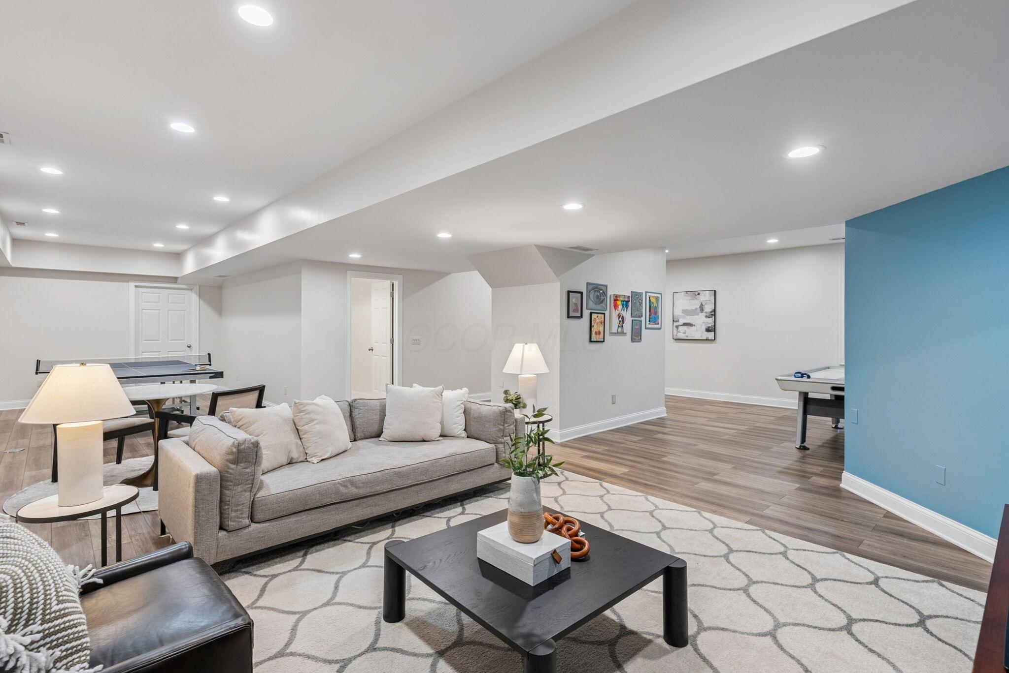 7288 Berkley Square N