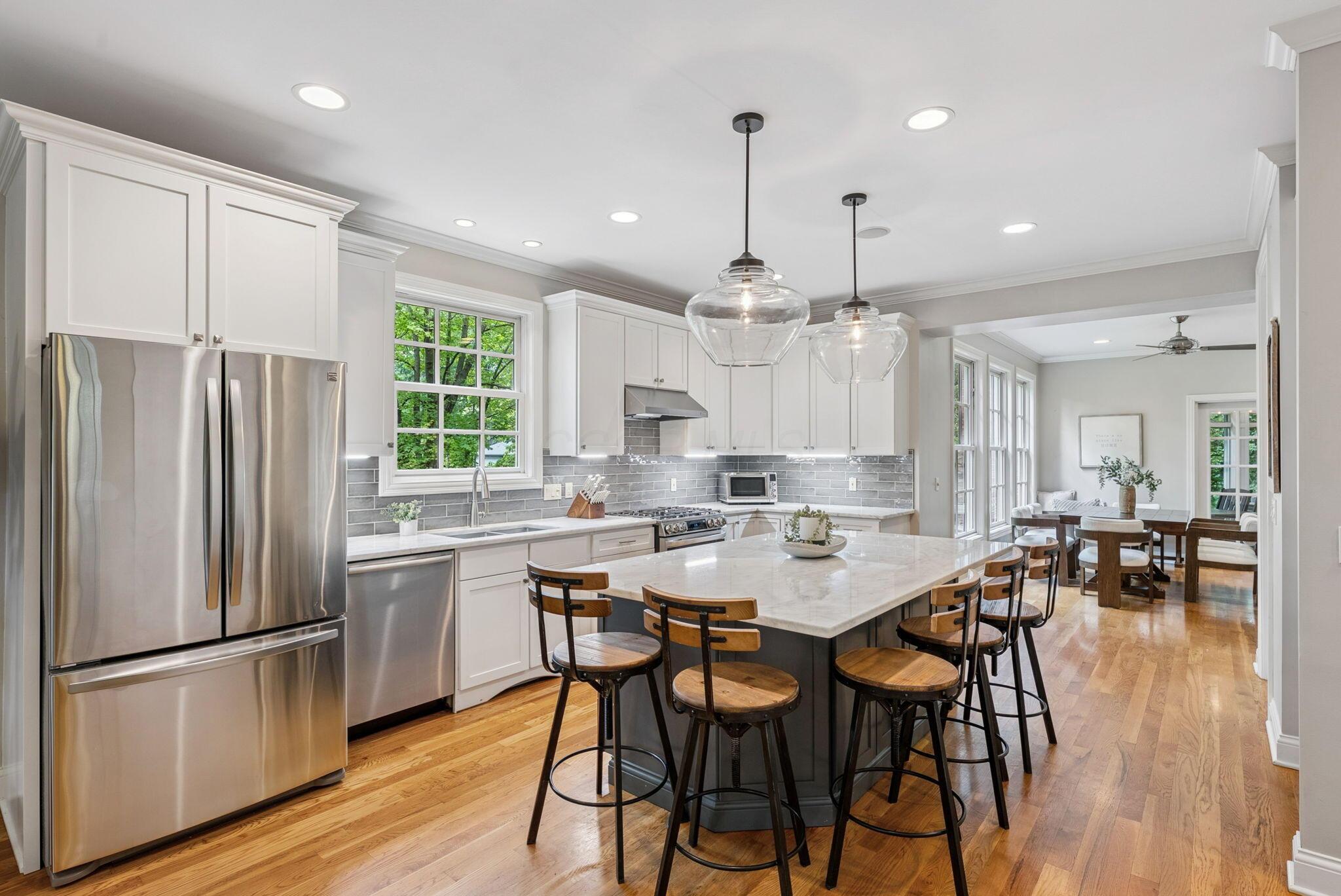 7288 Berkley Square N