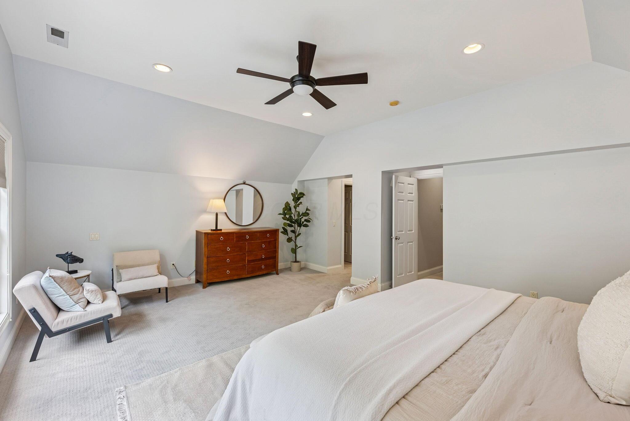 7288 Berkley Square N