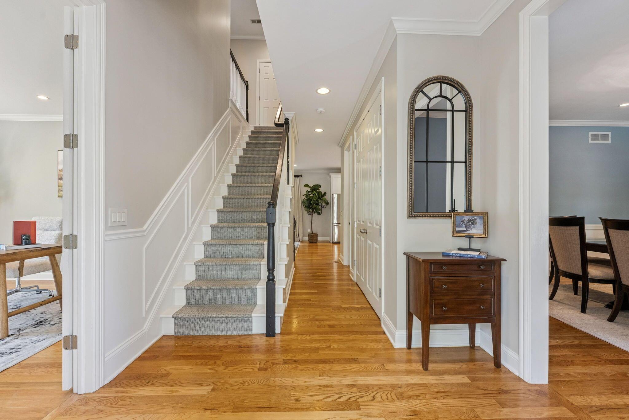 7288 Berkley Square N