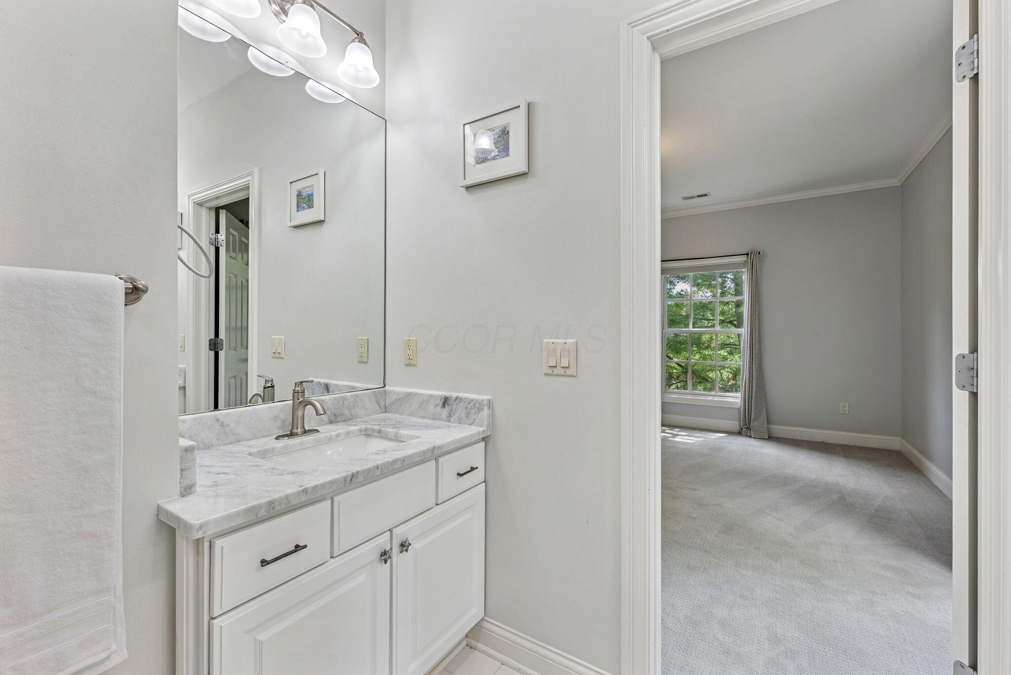 7288 Berkley Square N