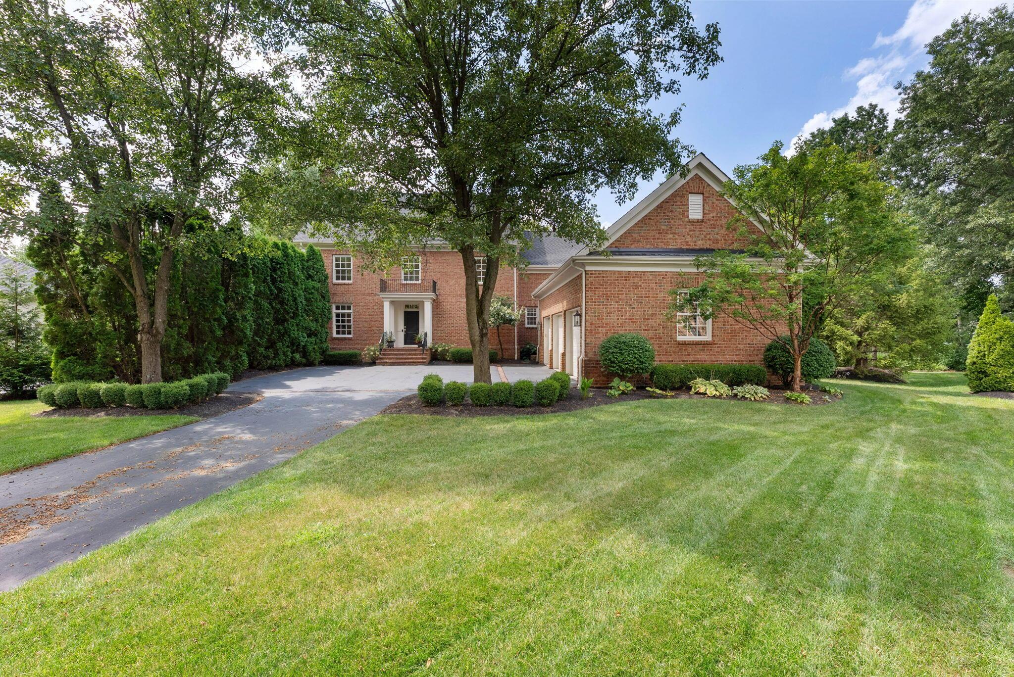 7288 Berkley Square N