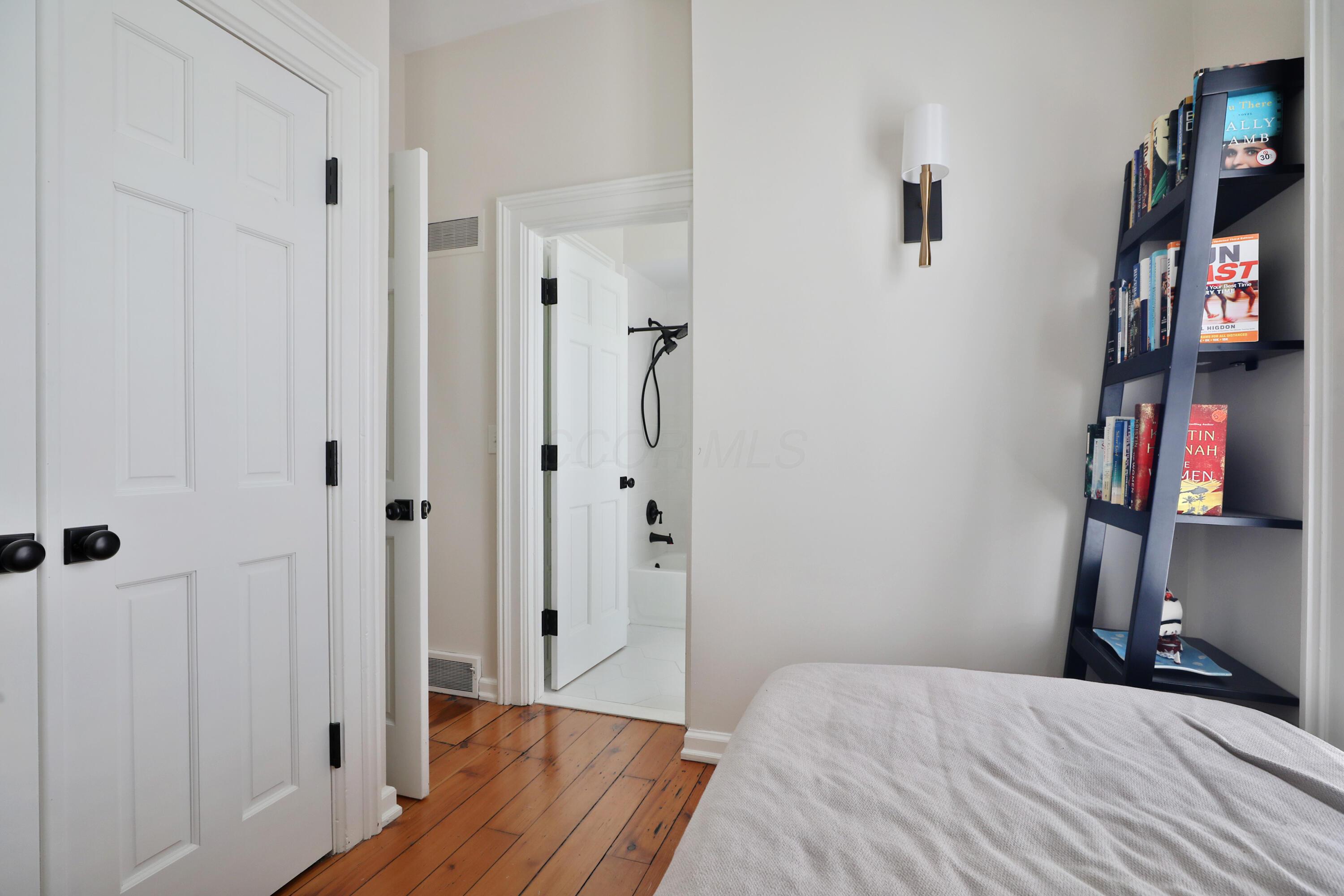 266 E Sycamore Street