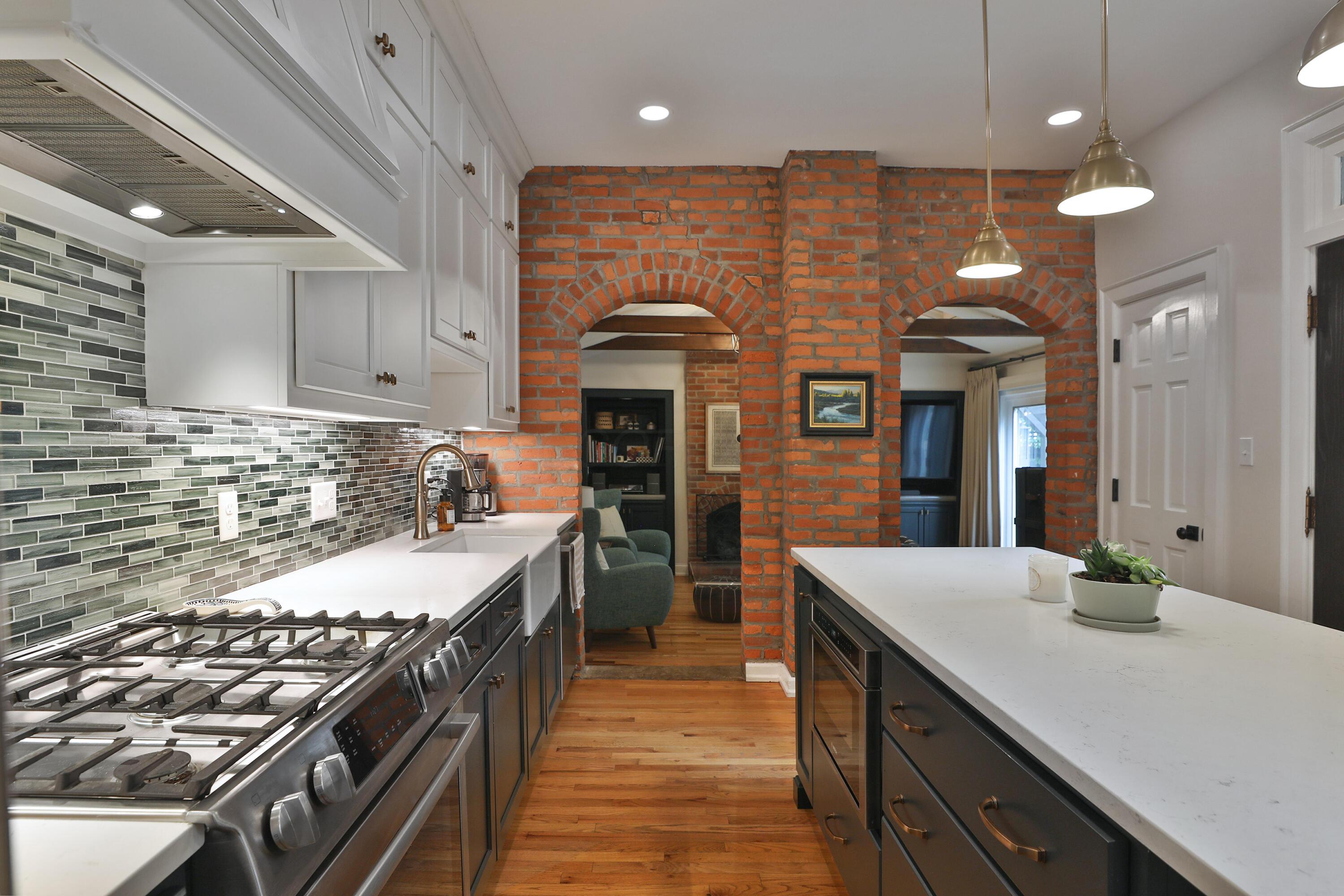 266 E Sycamore Street