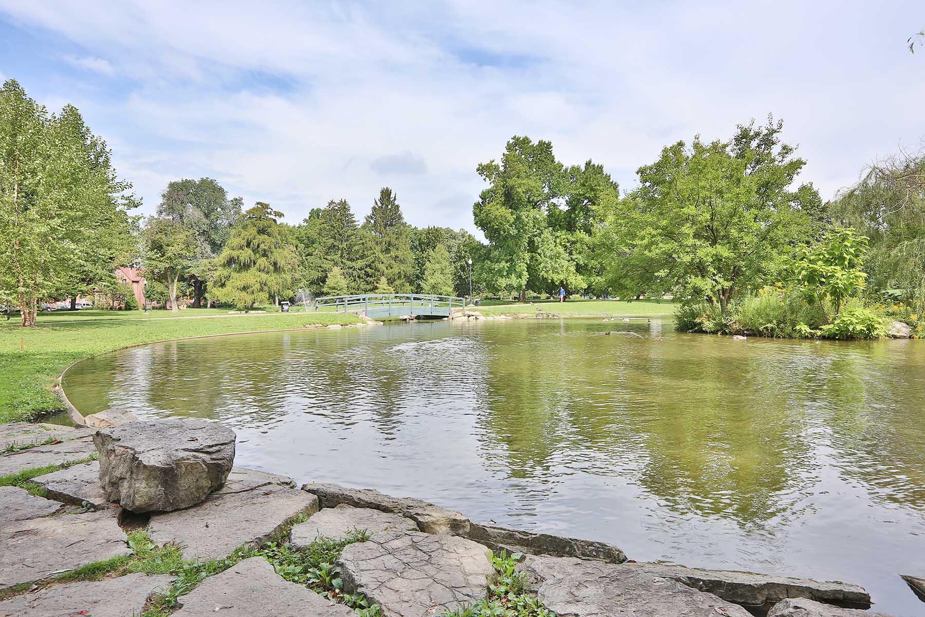 266 E Sycamore Street