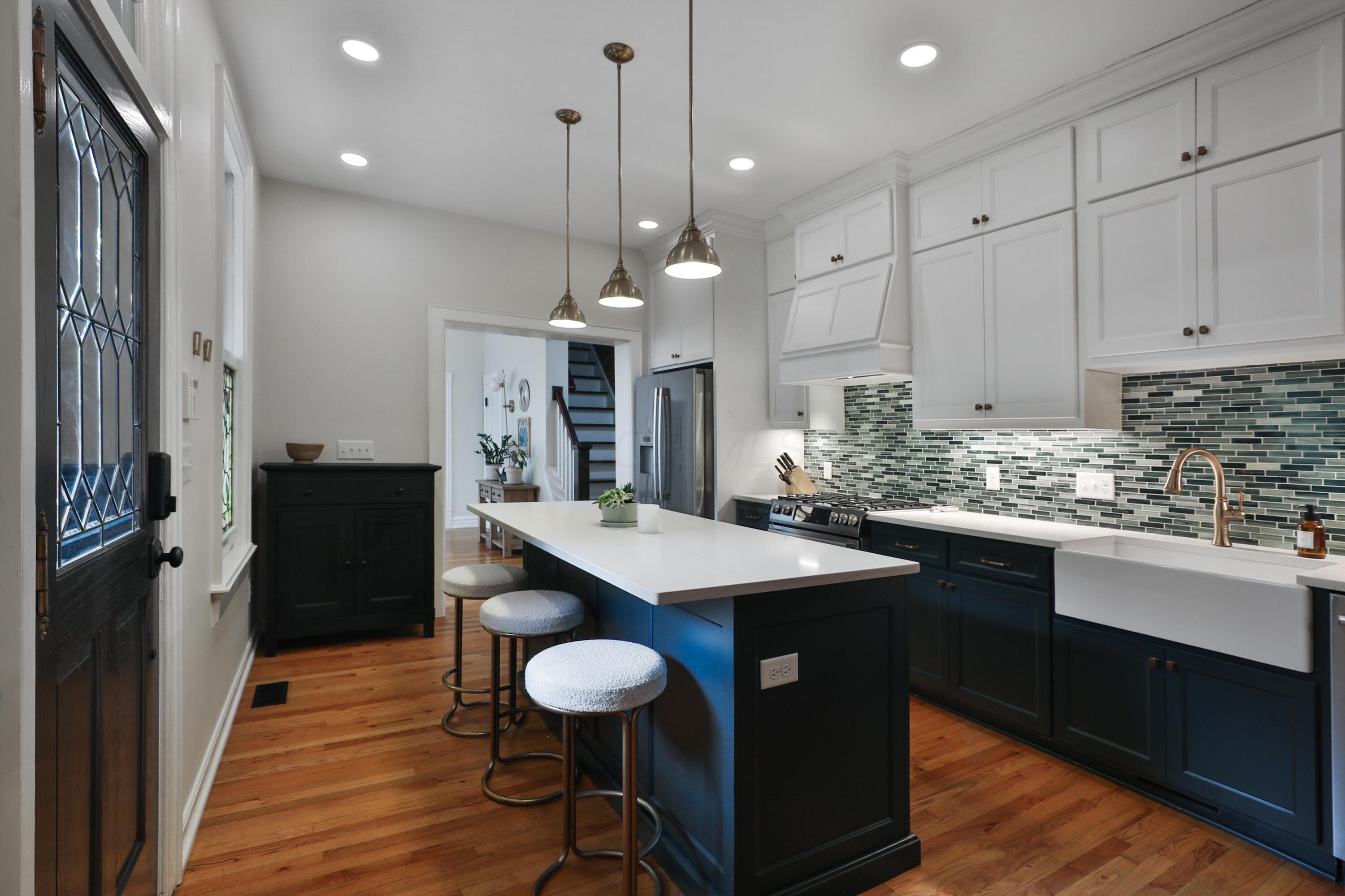 266 E Sycamore Street