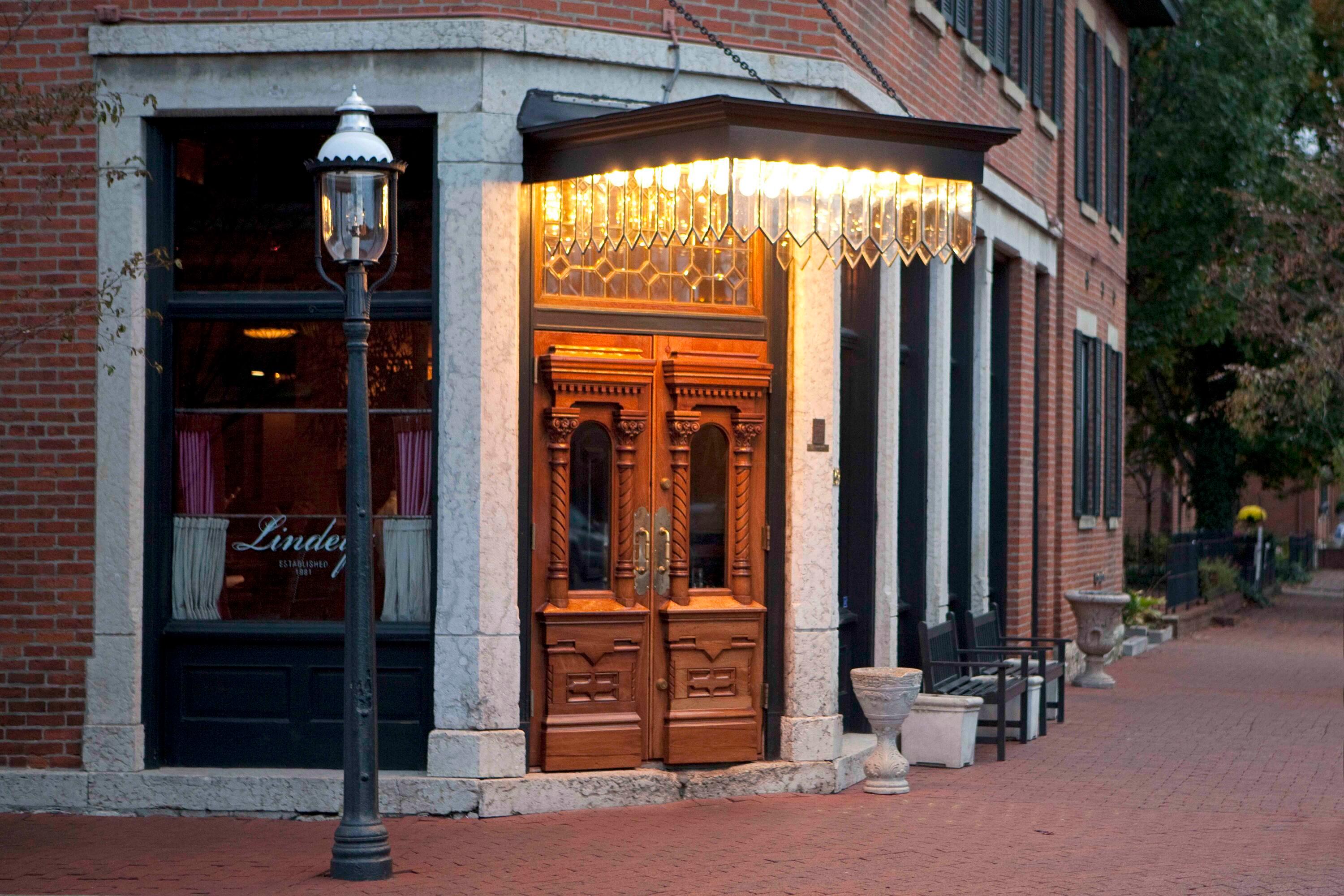 266 E Sycamore Street