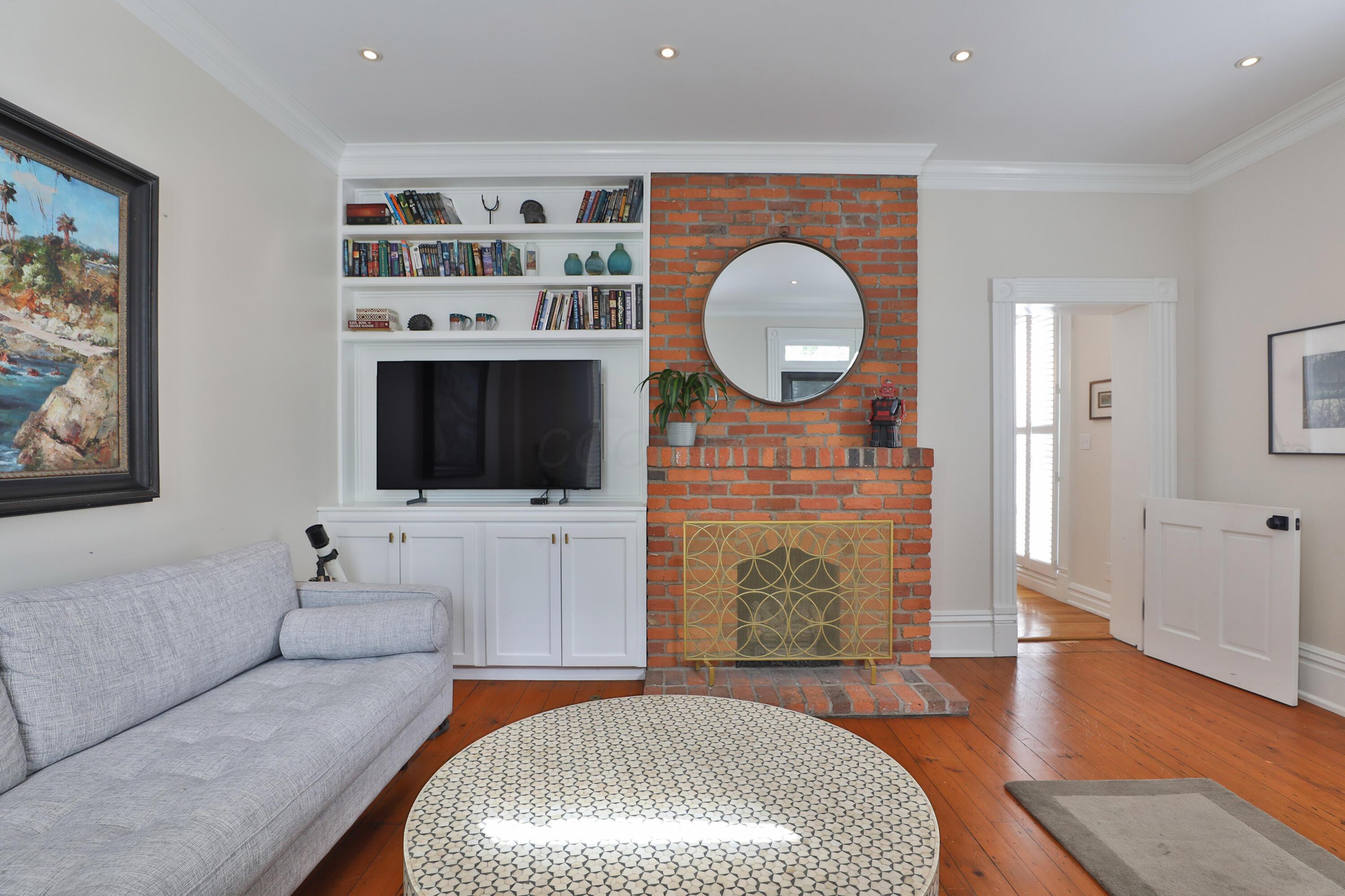 266 E Sycamore Street