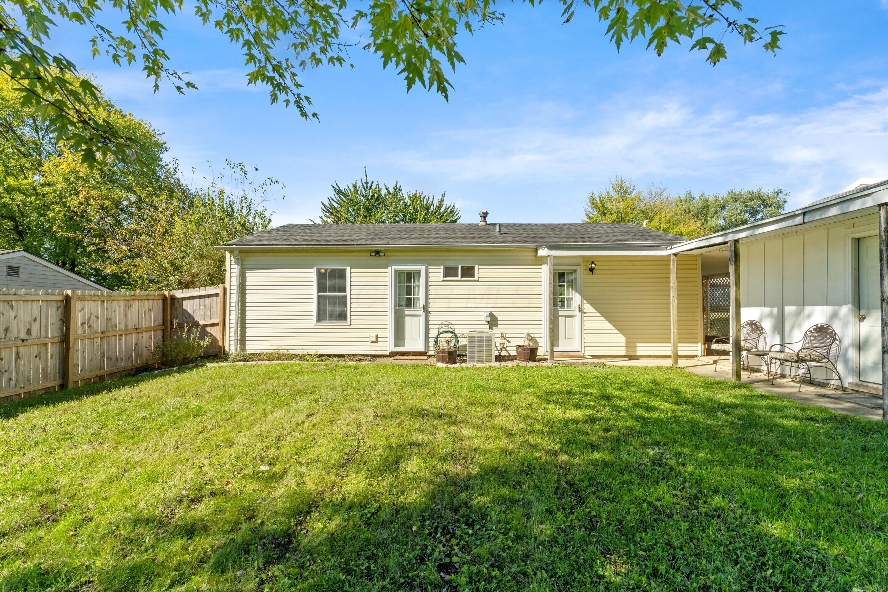 369 Hillview Drive