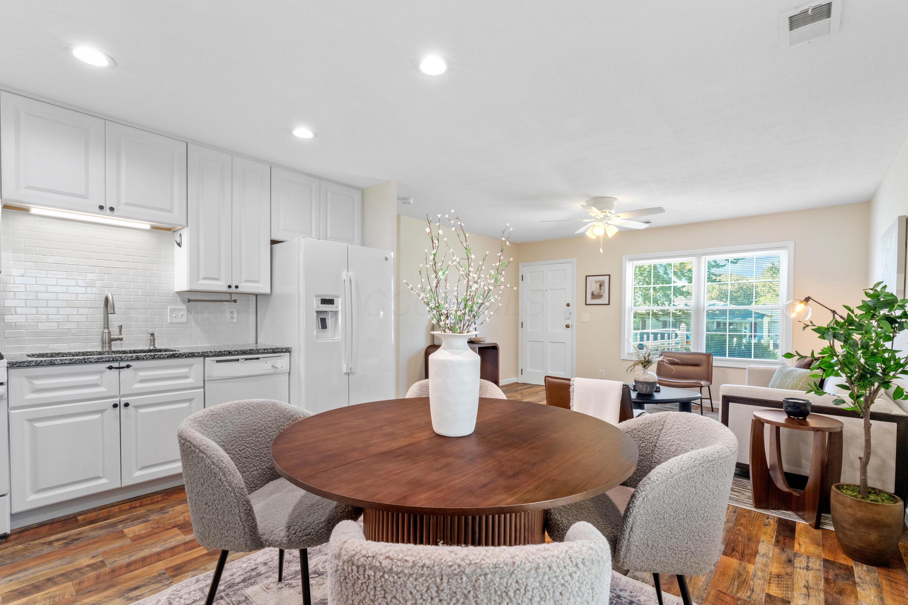 369 Hillview Drive