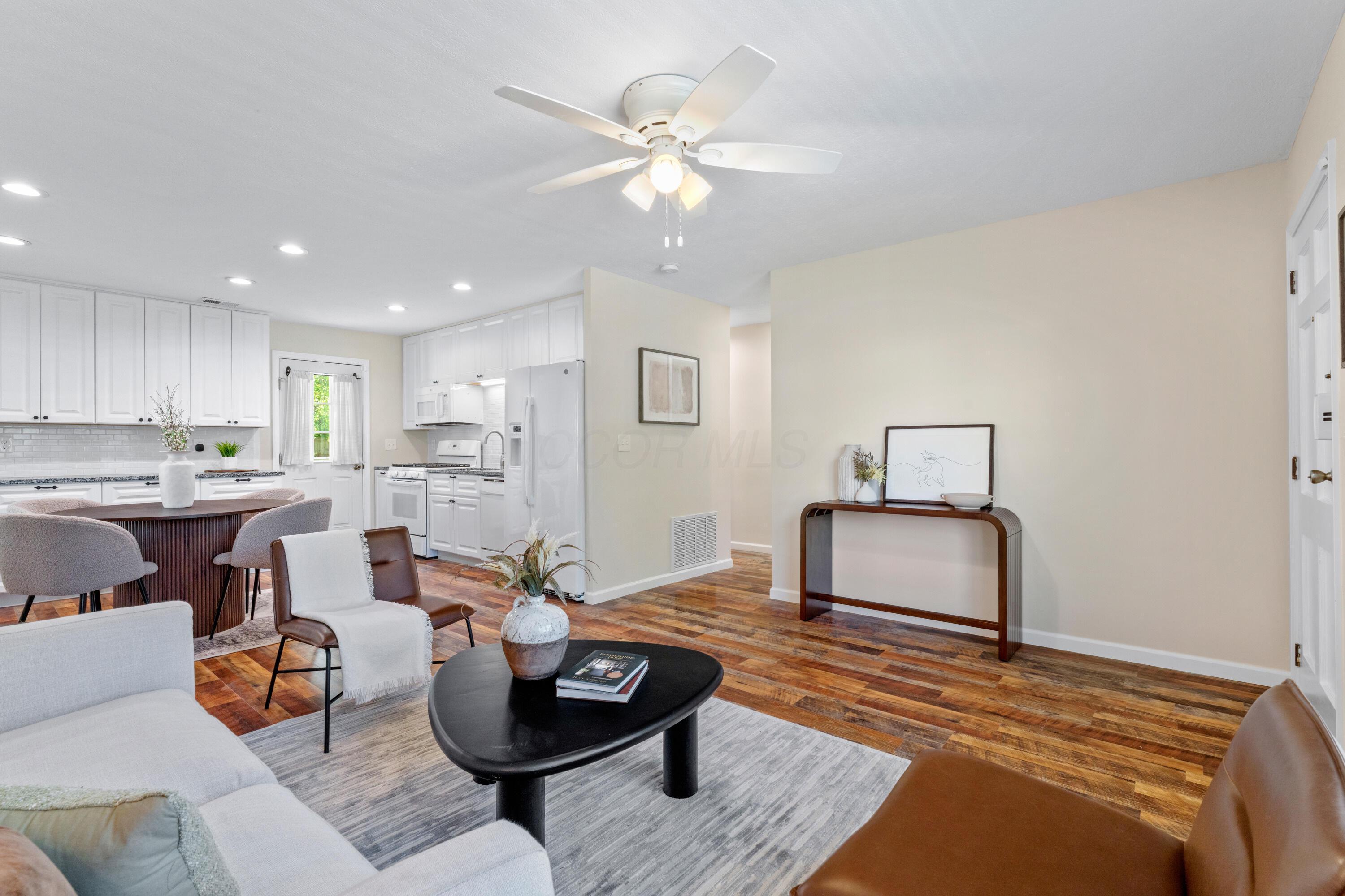 369 Hillview Drive
