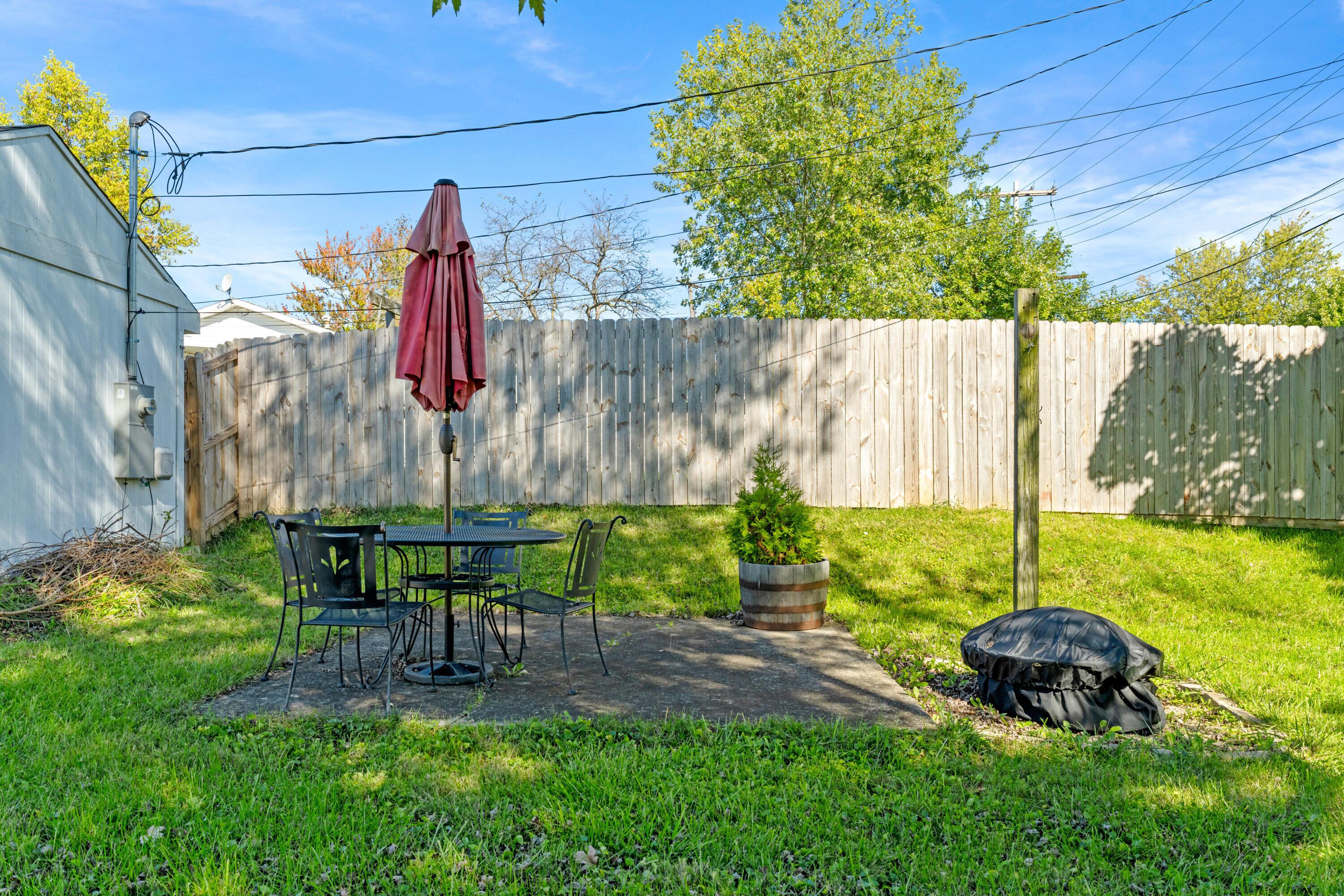 369 Hillview Drive