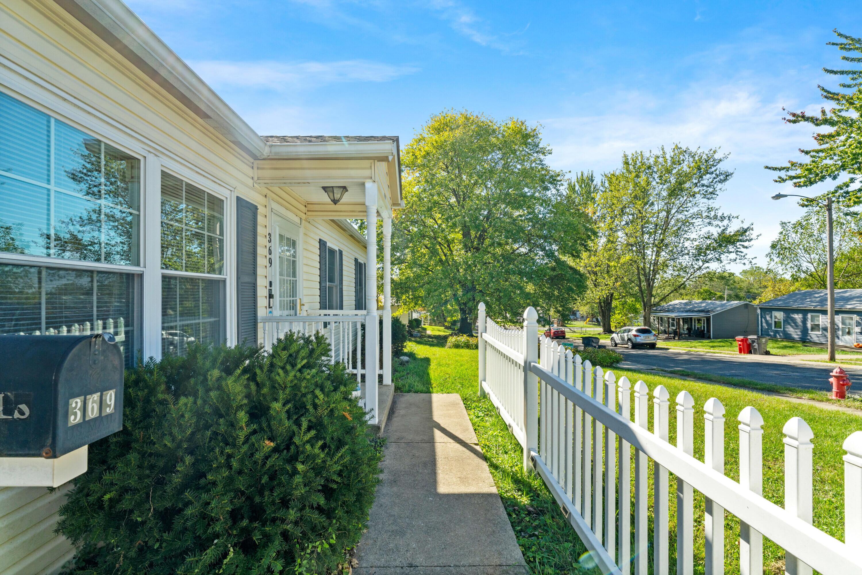 369 Hillview Drive