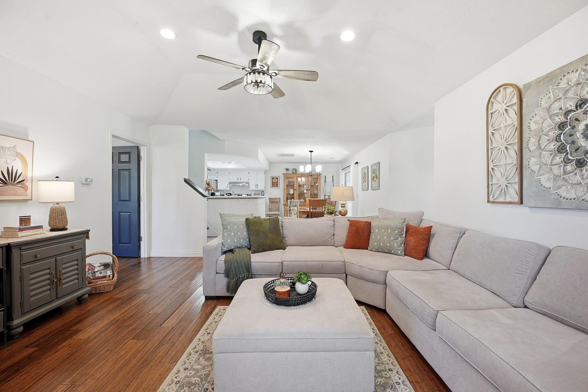 9458 Clermont Boulevard