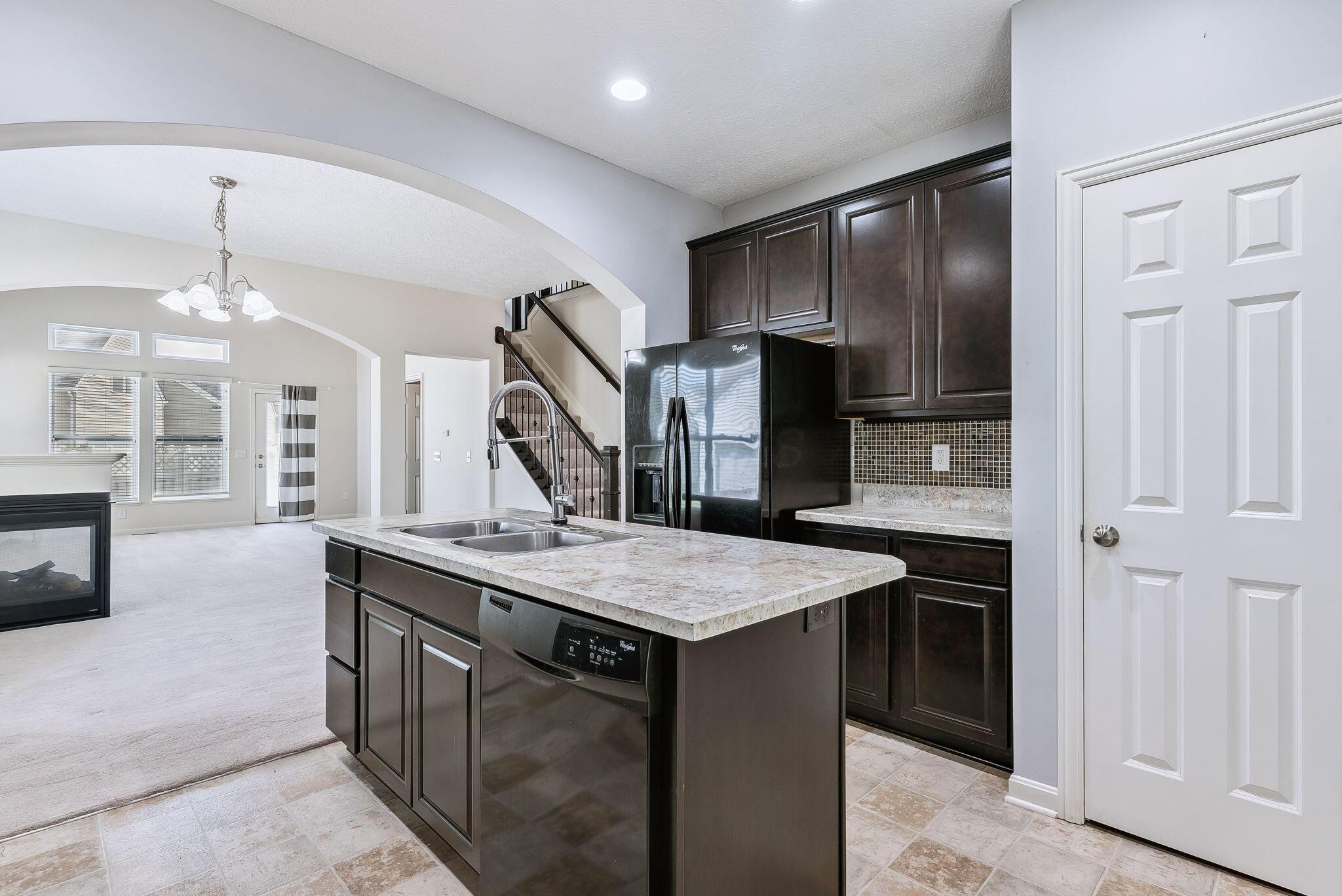 7885 Waggoner Trace Drive