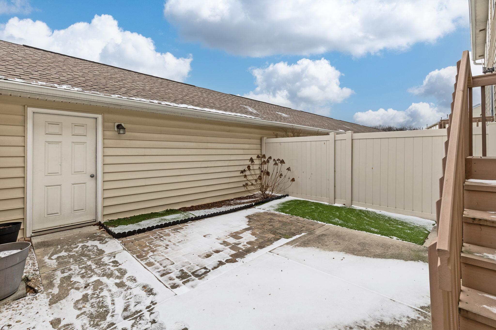 7144 W Campus Road, 28