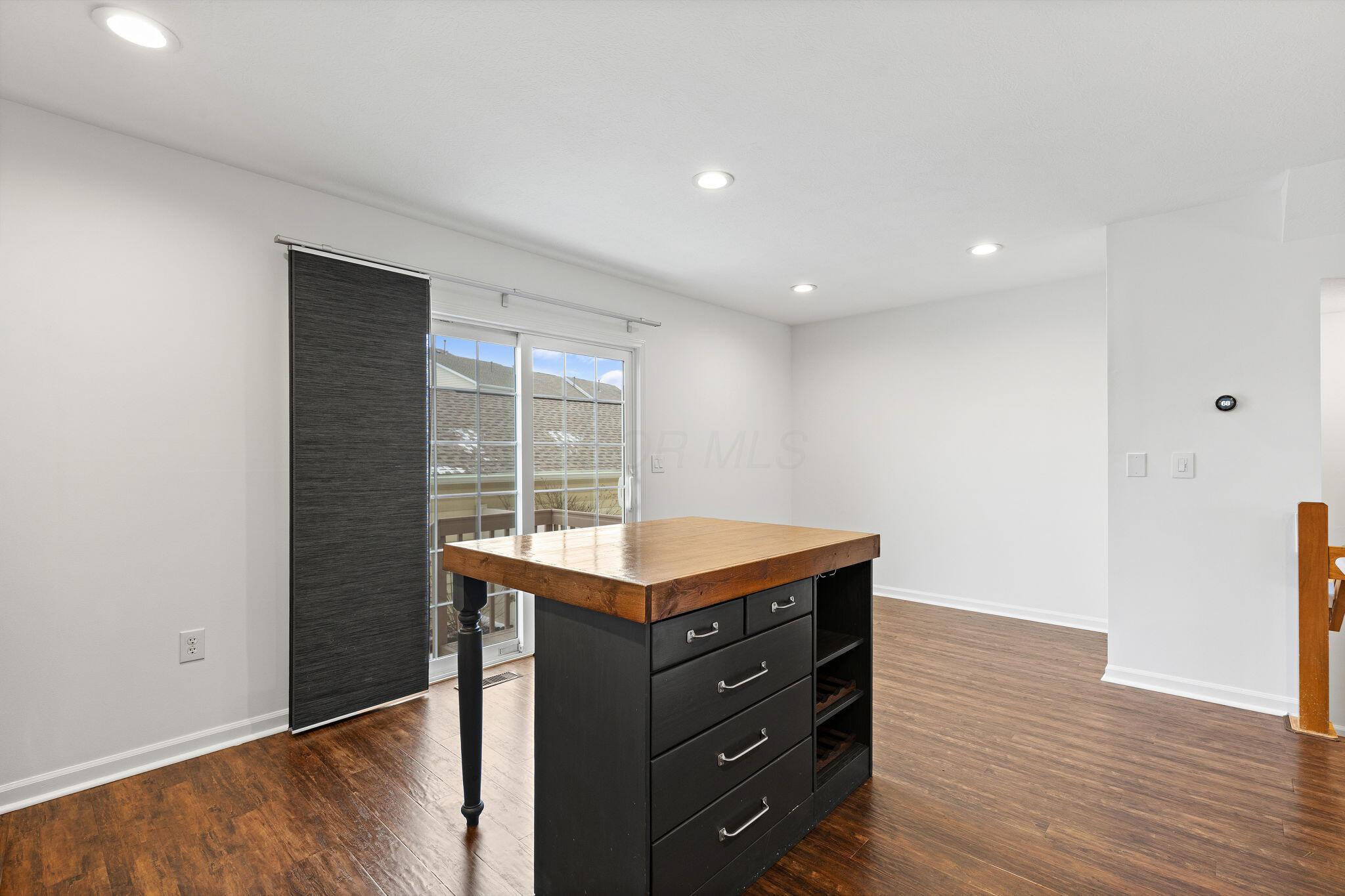 7144 W Campus Road, 28