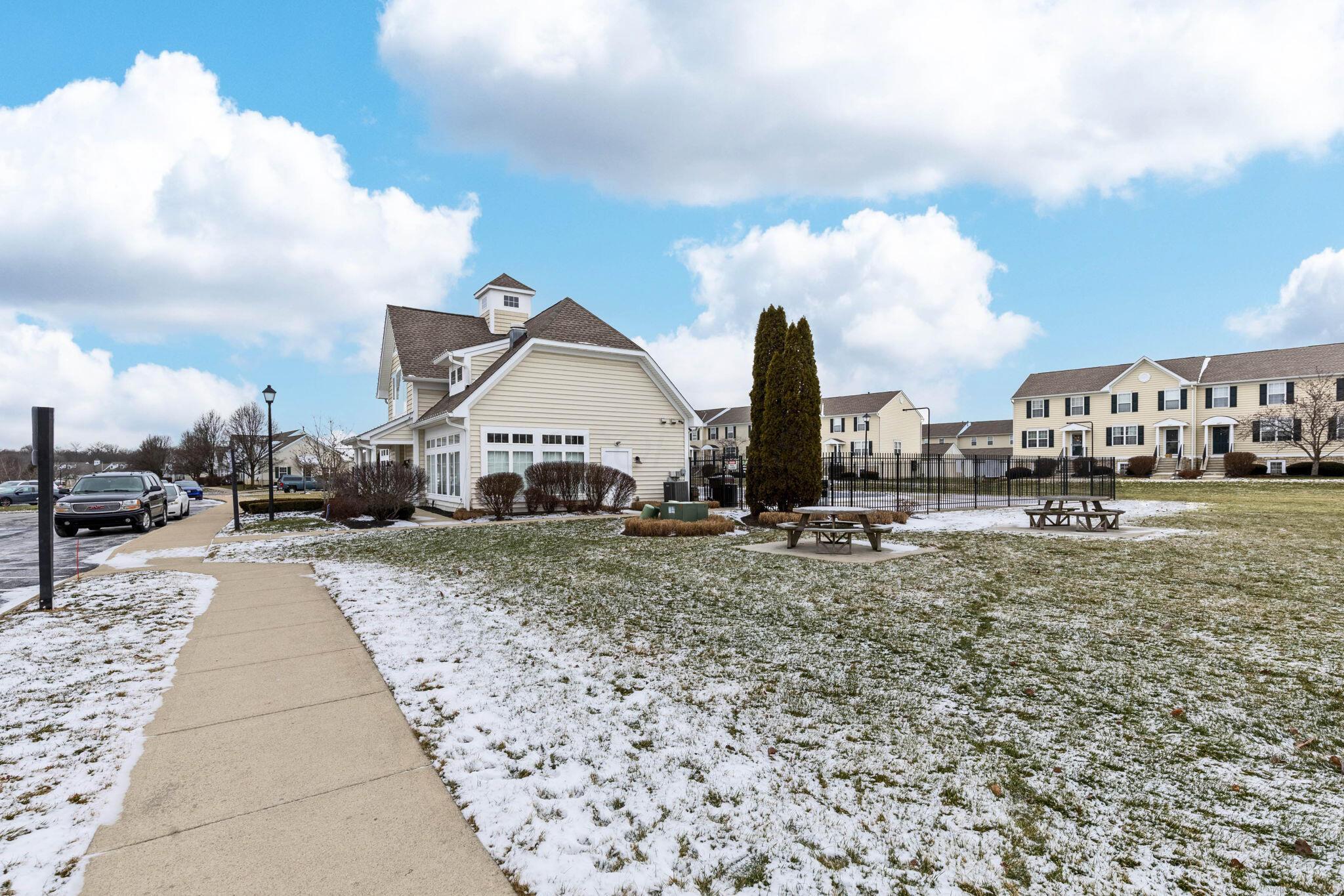 7144 W Campus Road, 28