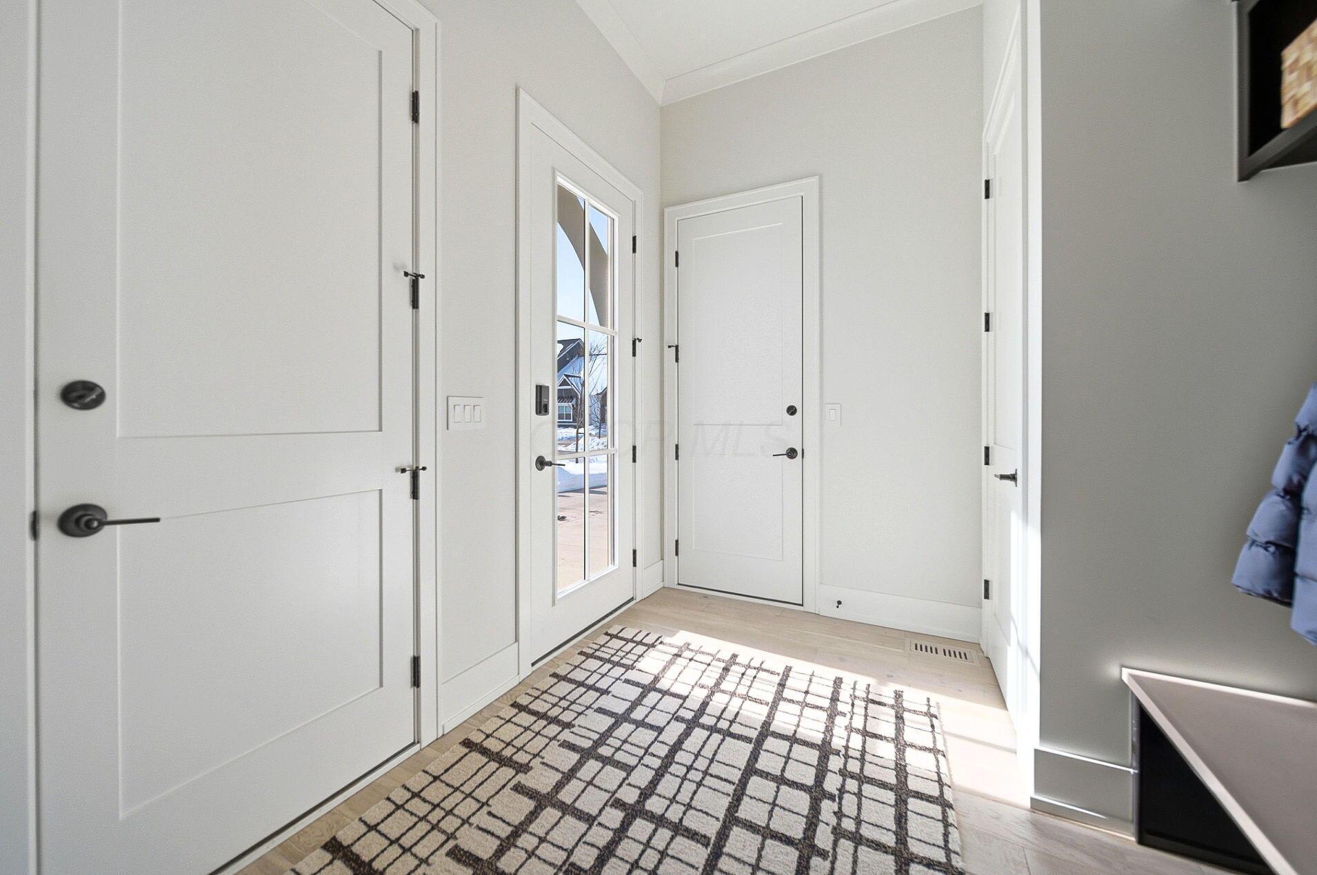 11294 Cedar Crest Drive