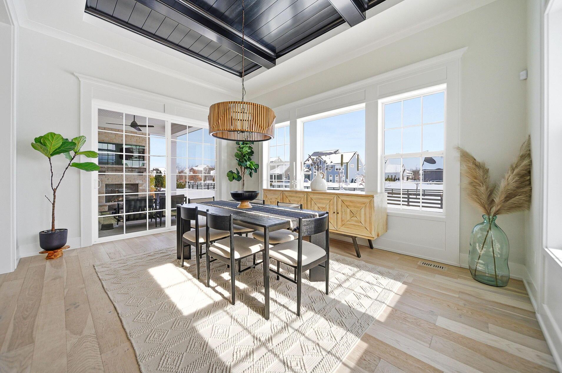 11294 Cedar Crest Drive