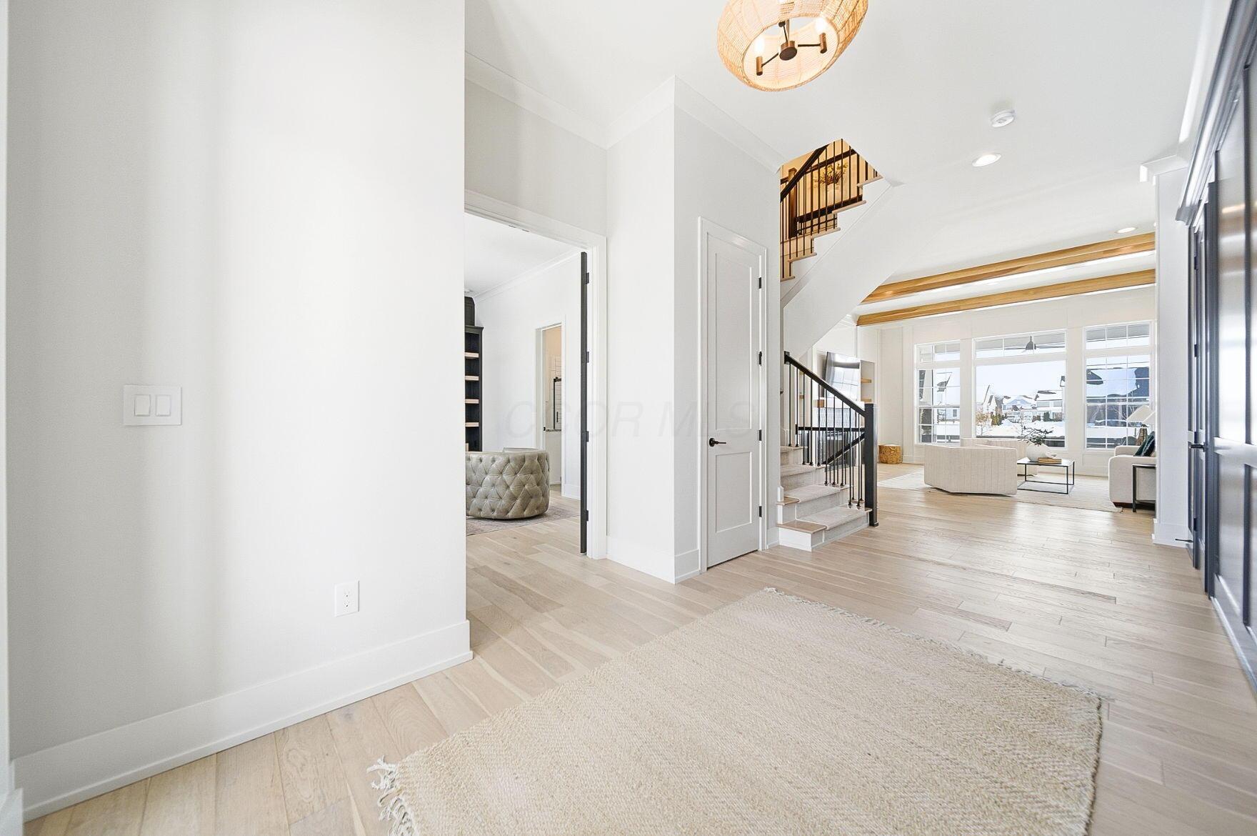 11294 Cedar Crest Drive