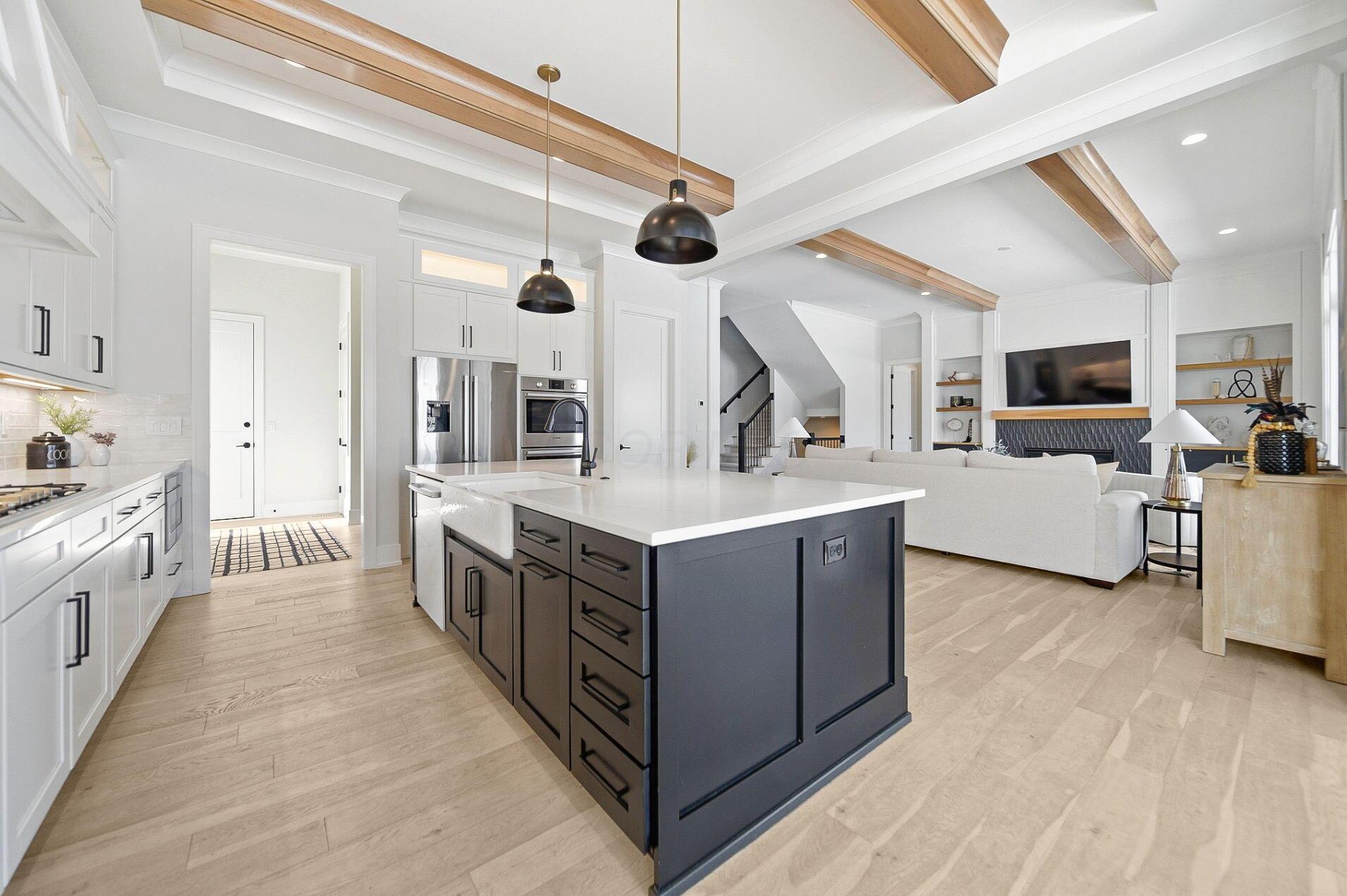 11294 Cedar Crest Drive