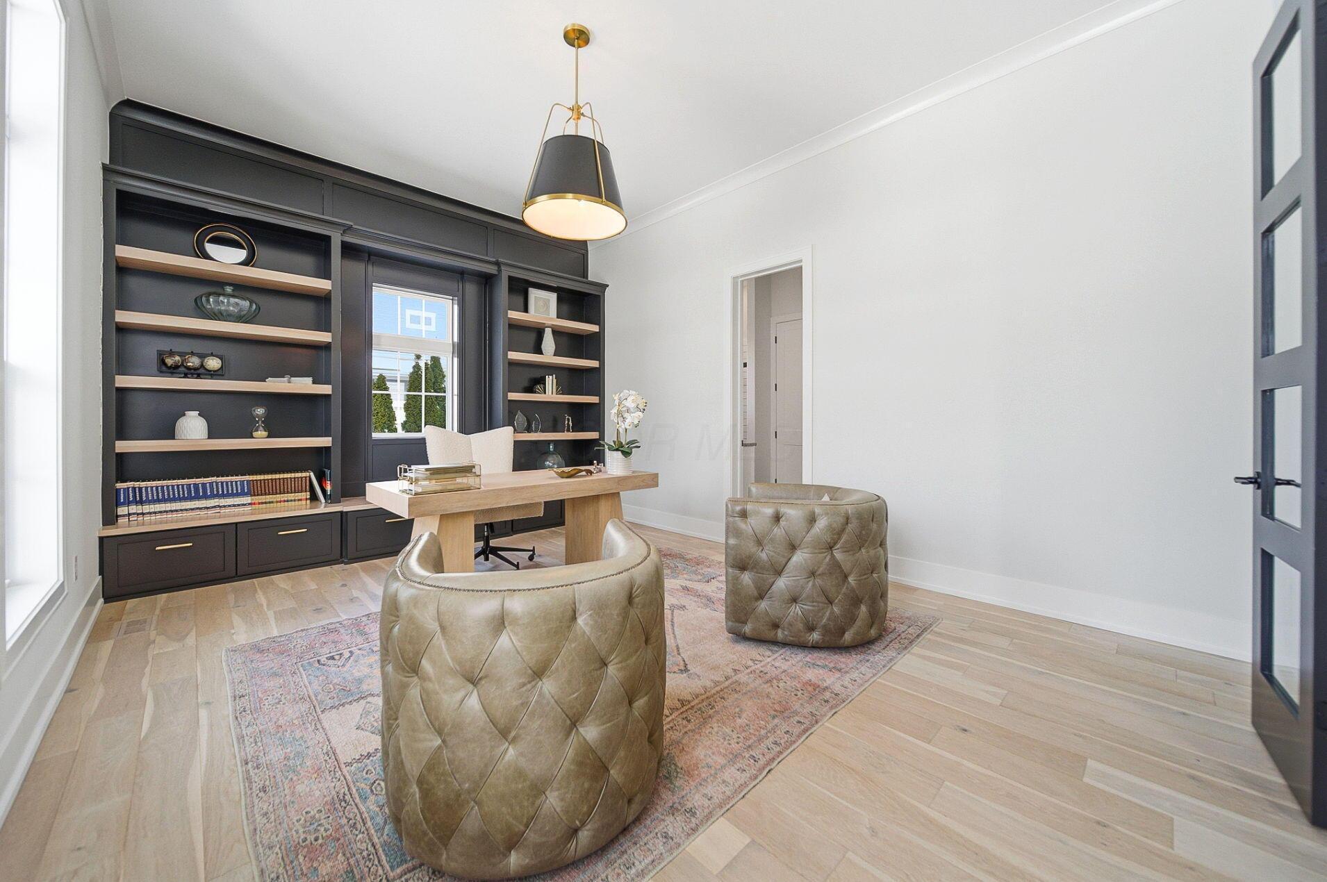 11294 Cedar Crest Drive