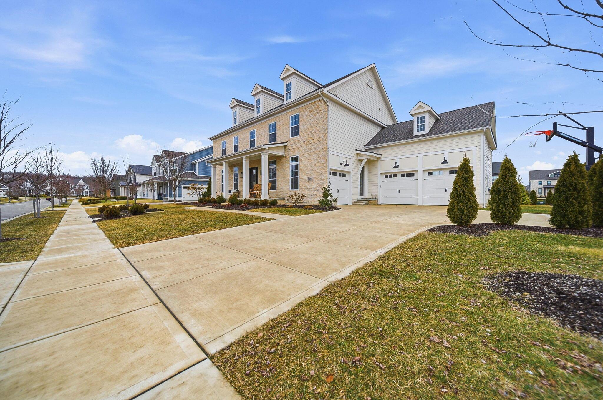 11294 Cedar Crest Drive