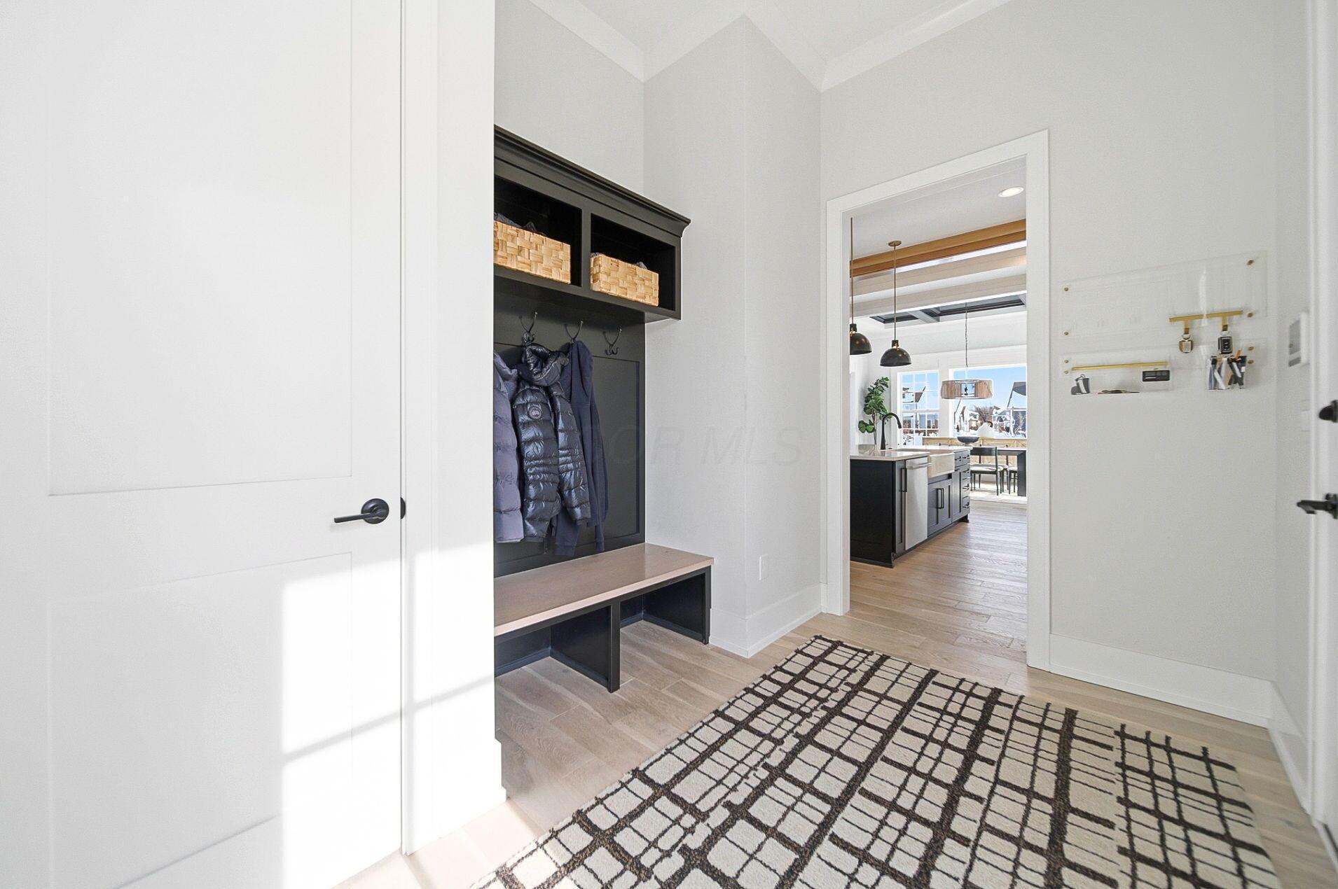 11294 Cedar Crest Drive